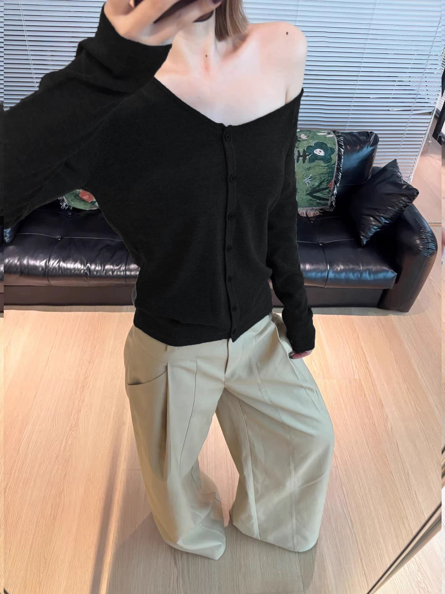 CHIC KNITTED BUTTONS HALF SHOULDER