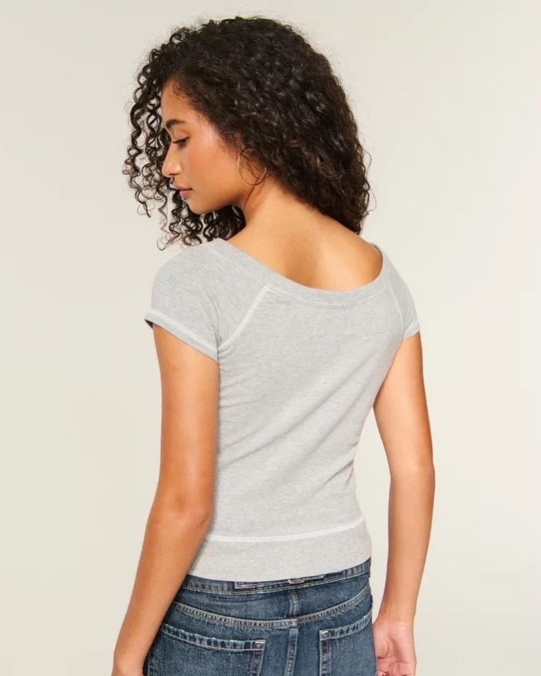 HOLLISTER Grey Logo Baby Tee