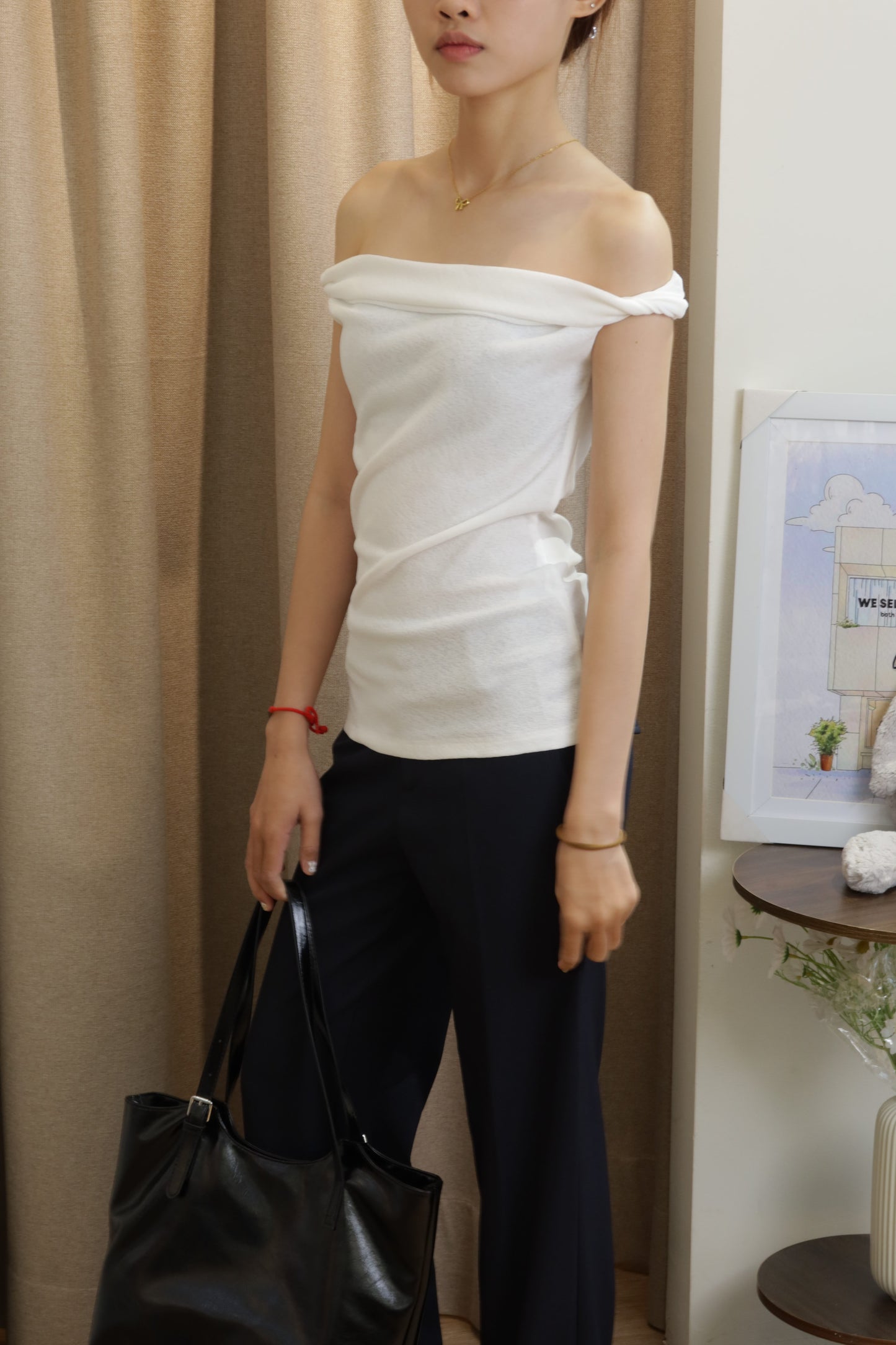Short sleeve twist off shoulder