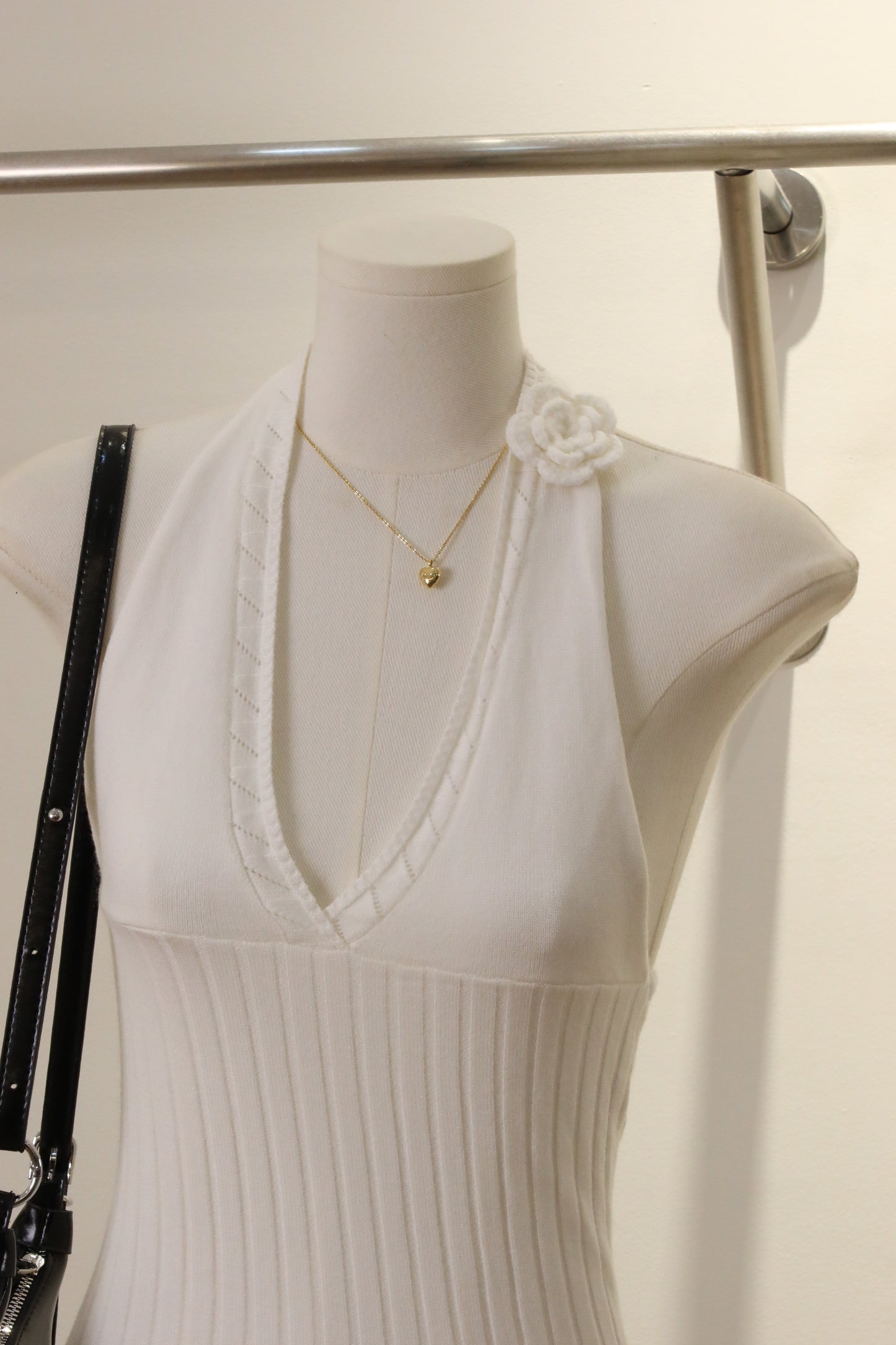 White knitted halter top