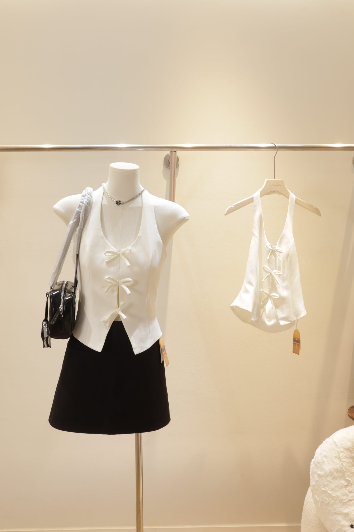 3 Ribbon halter top