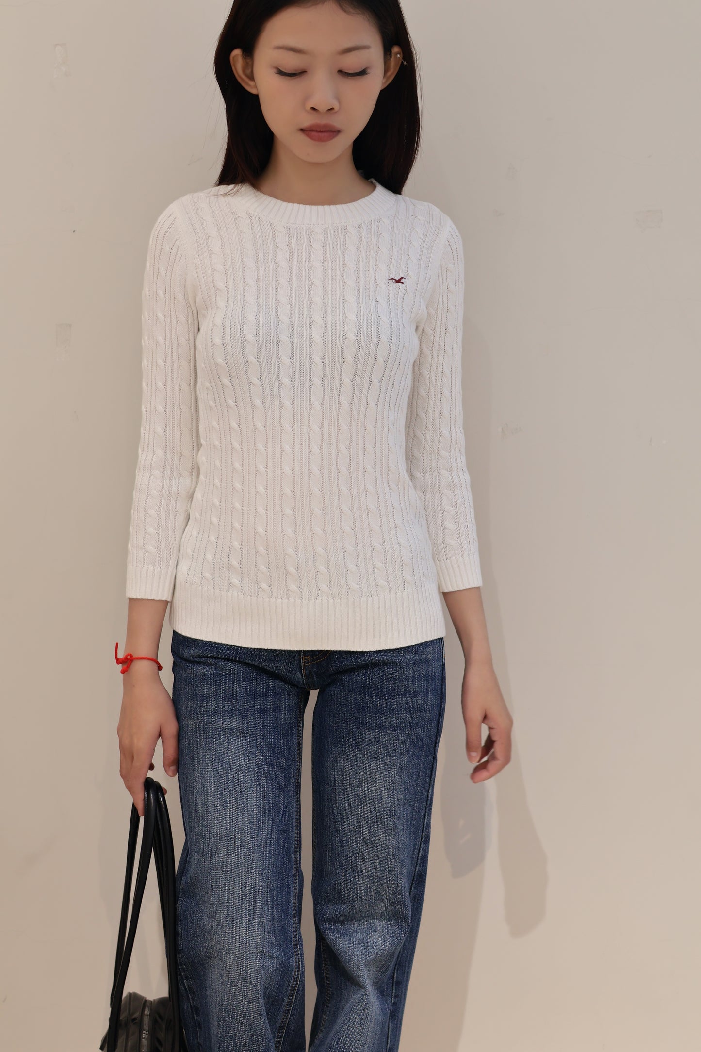HOLLISTER OLAIN ROUND BECK SWEATER