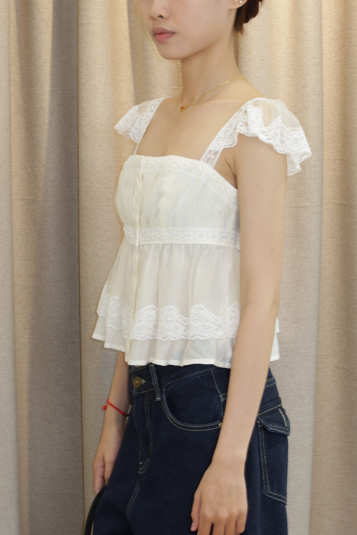 MESH LACE FLOWY TOP