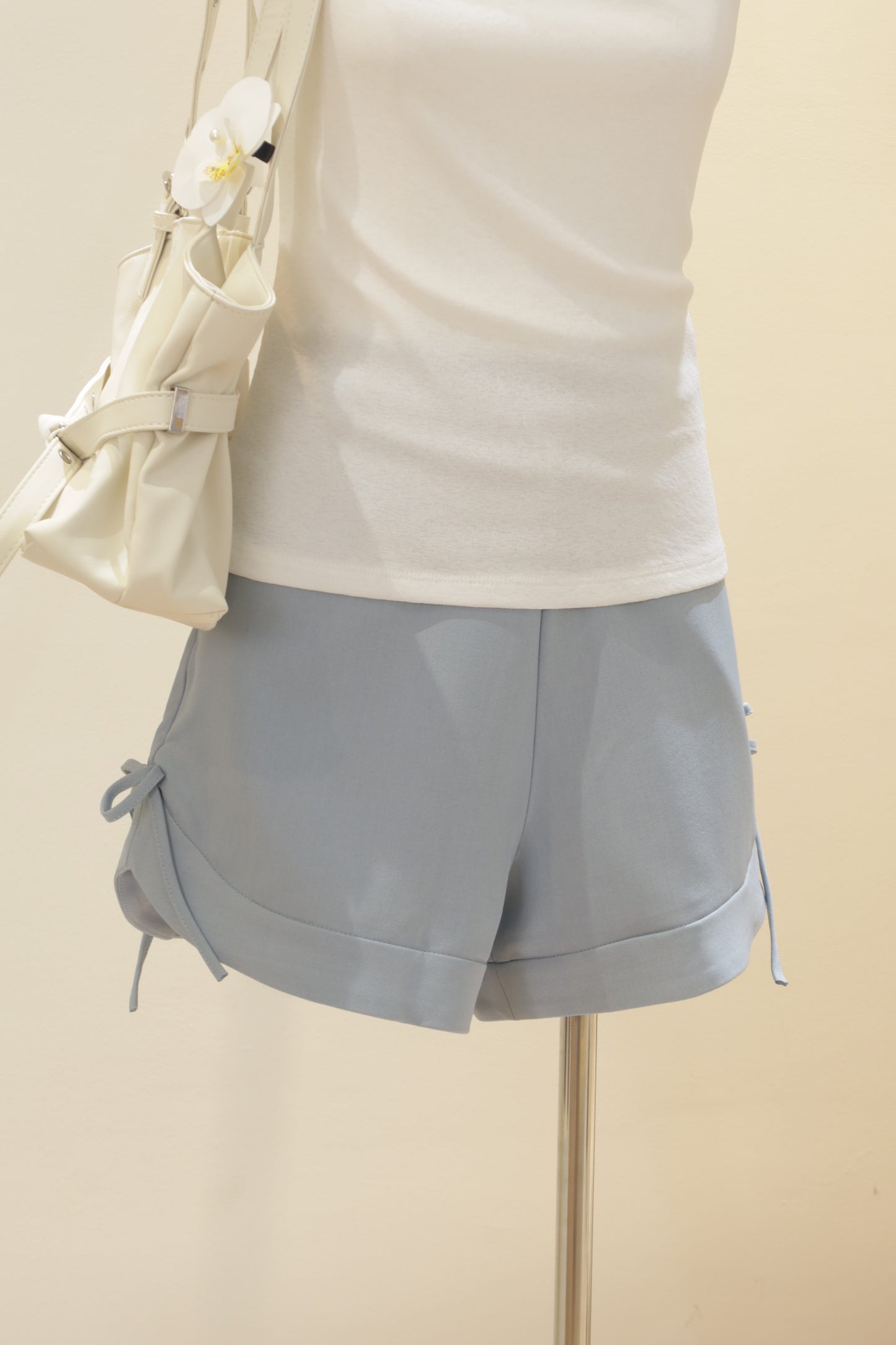 Blue ribbon trouser shorts
