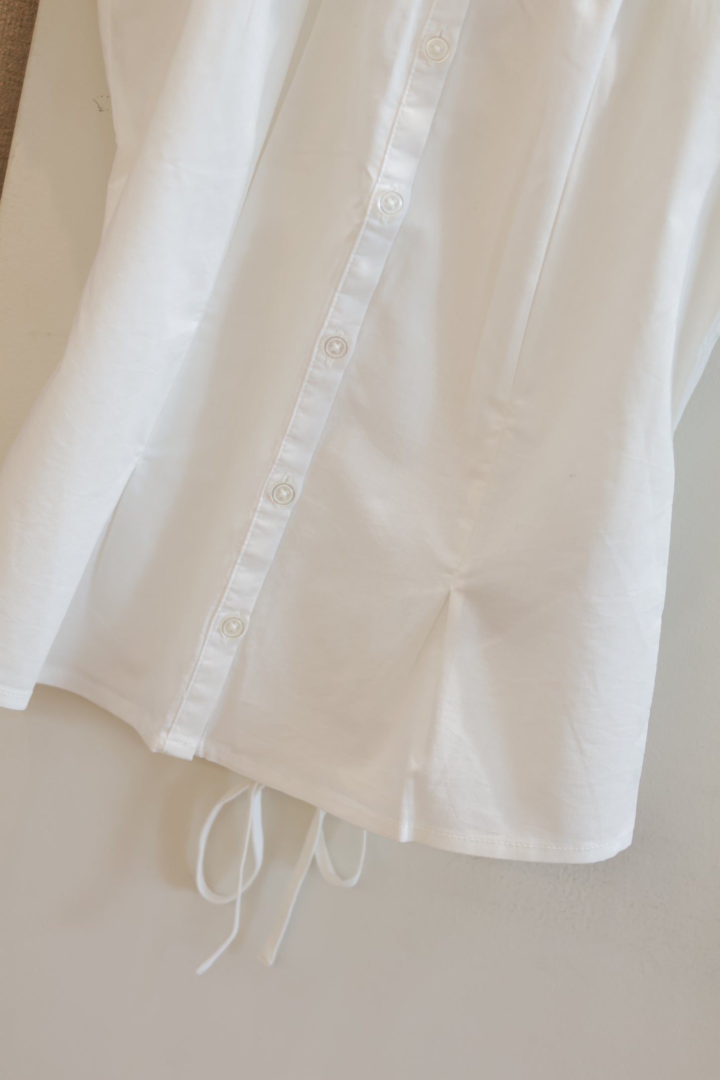 HOLLISTER Stretch Poplin Button Front Shirt