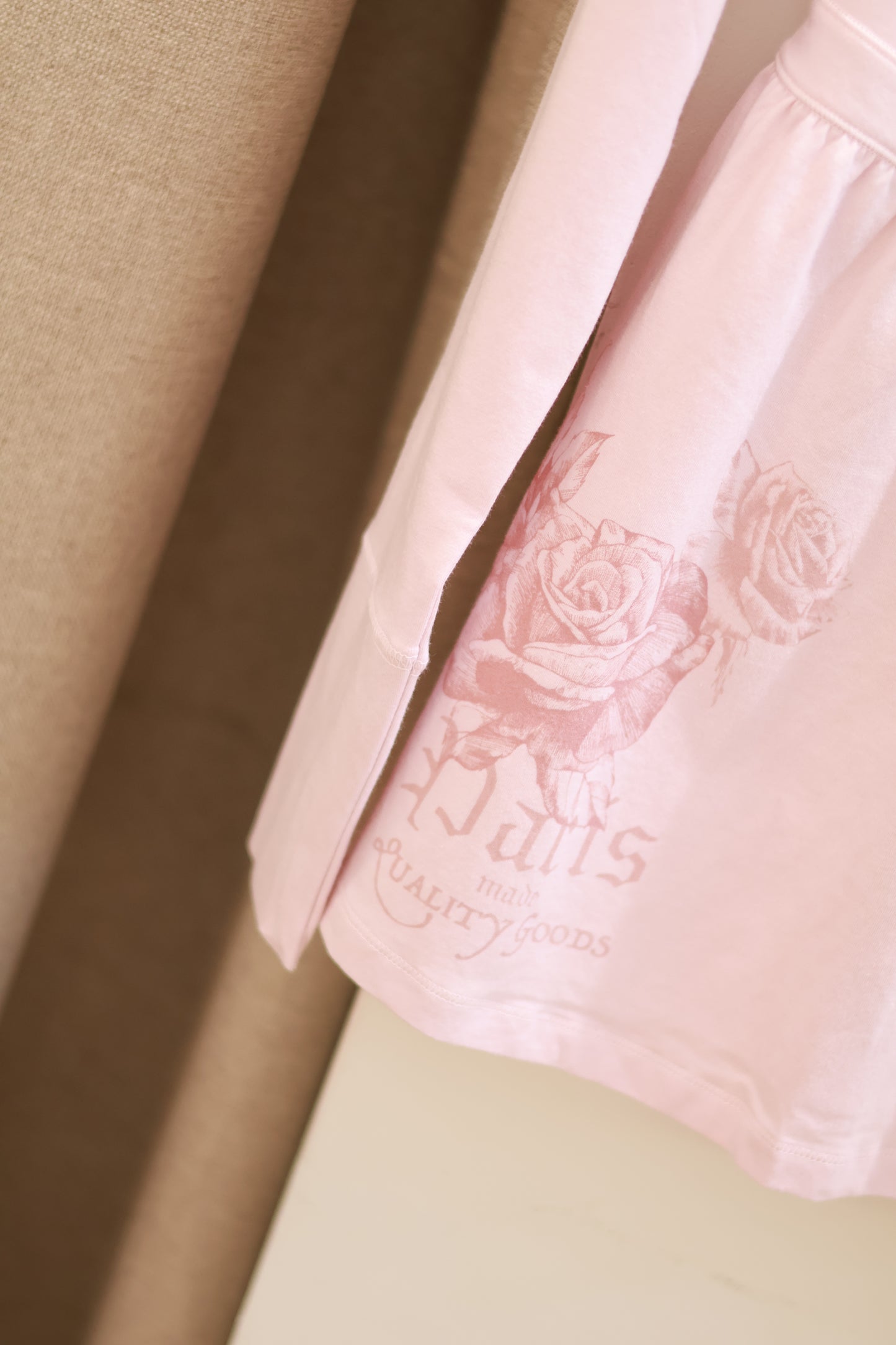 HOLLISTER Long-Sleeve Pinch Bust