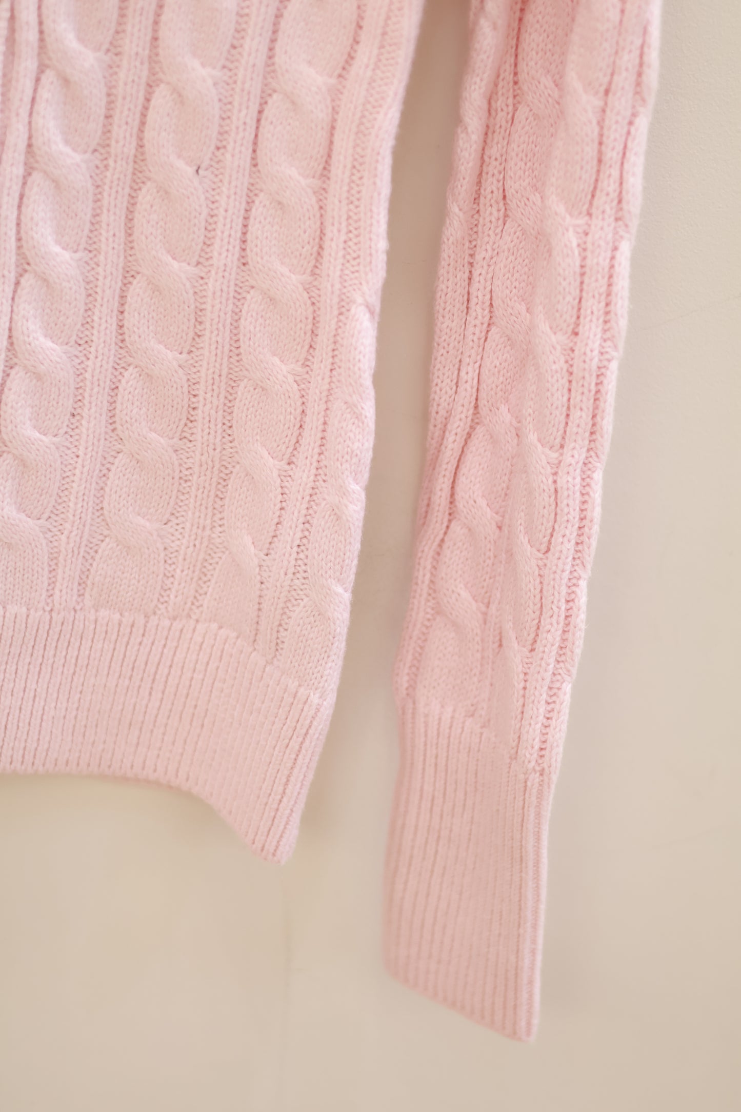 HOLLISTER Cable Knit Icon V-Neck Cardigan — Light Lilac