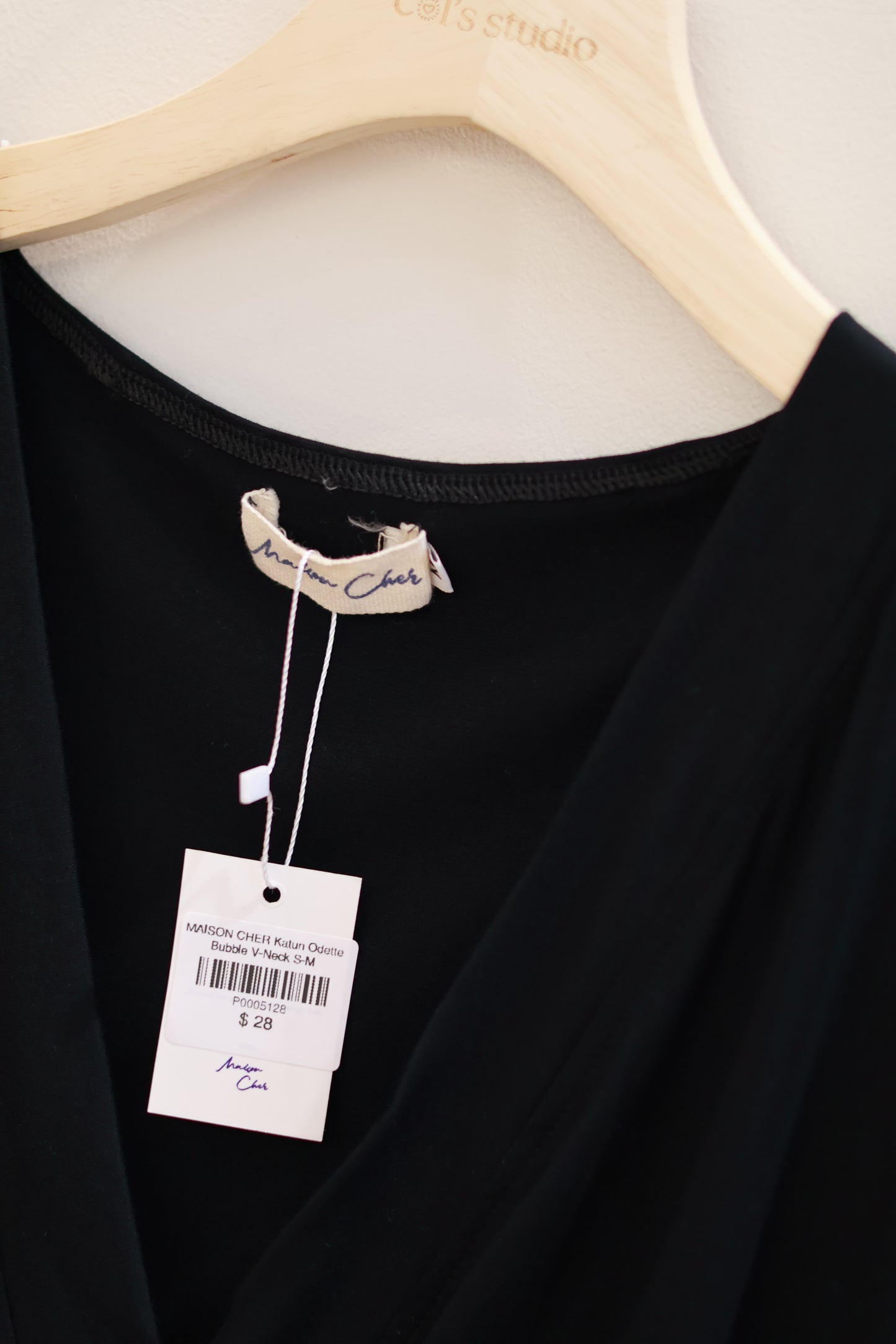 MAISON CHER Katun Odette Bubble V-Neck