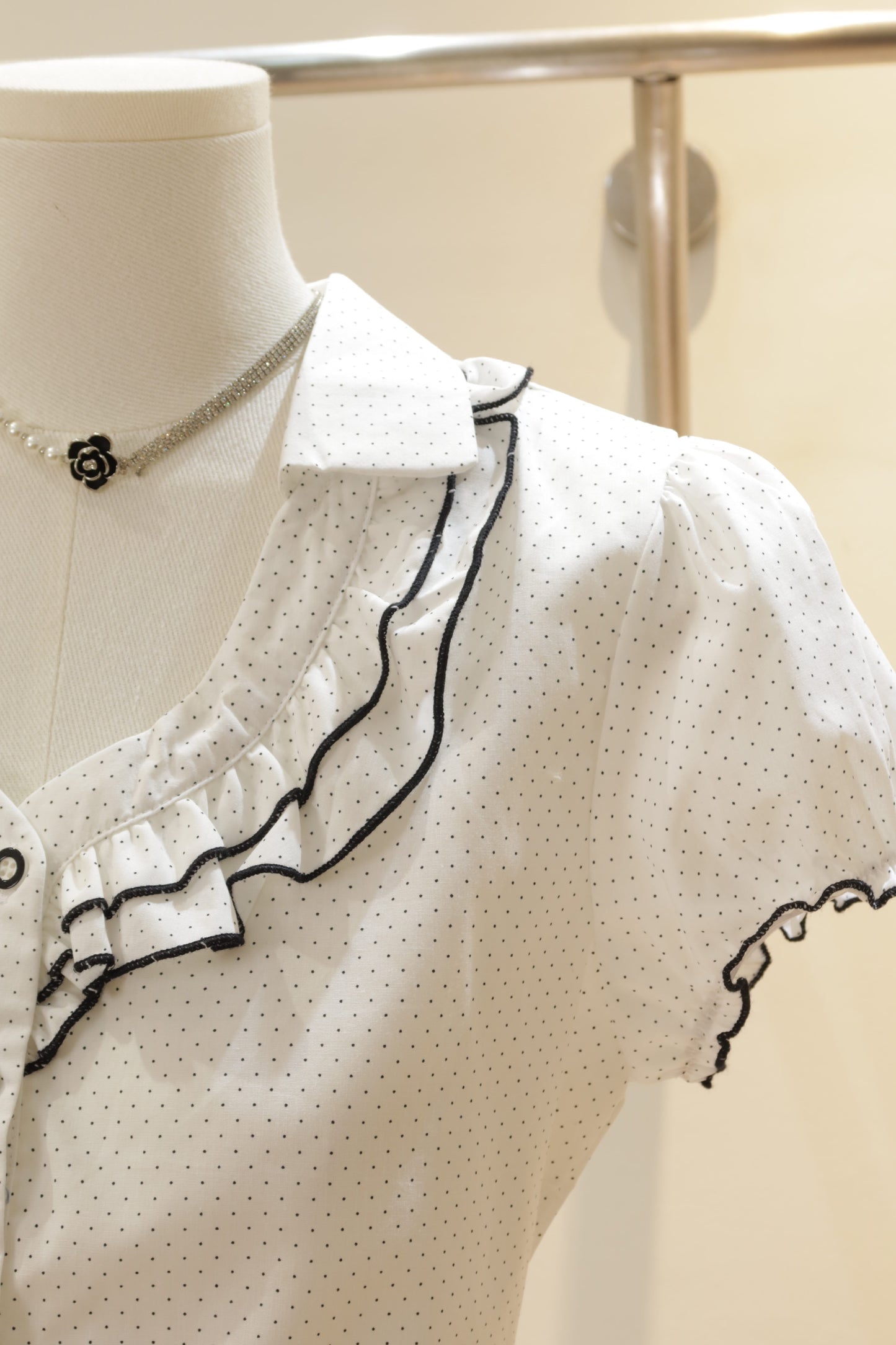 Paradise mini dots blouse