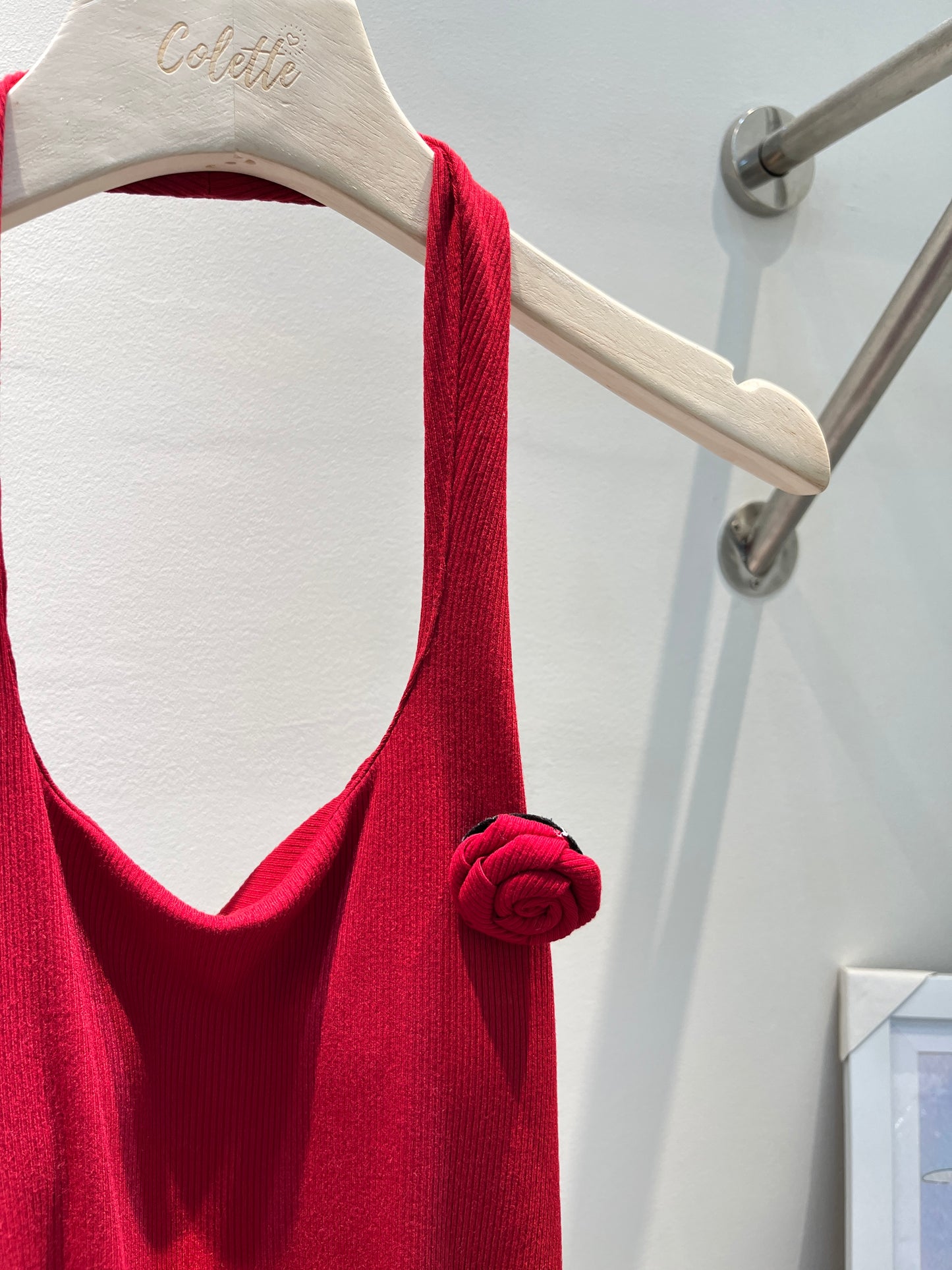 PADDED HALTER ROSE TOP