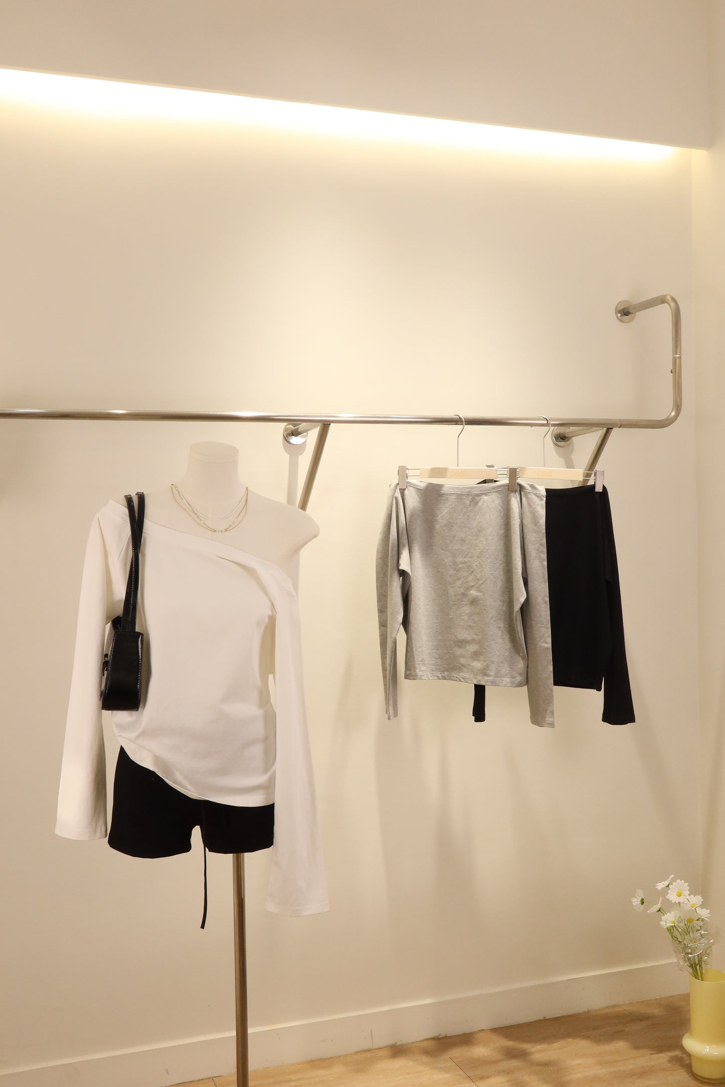 Half shoulder top