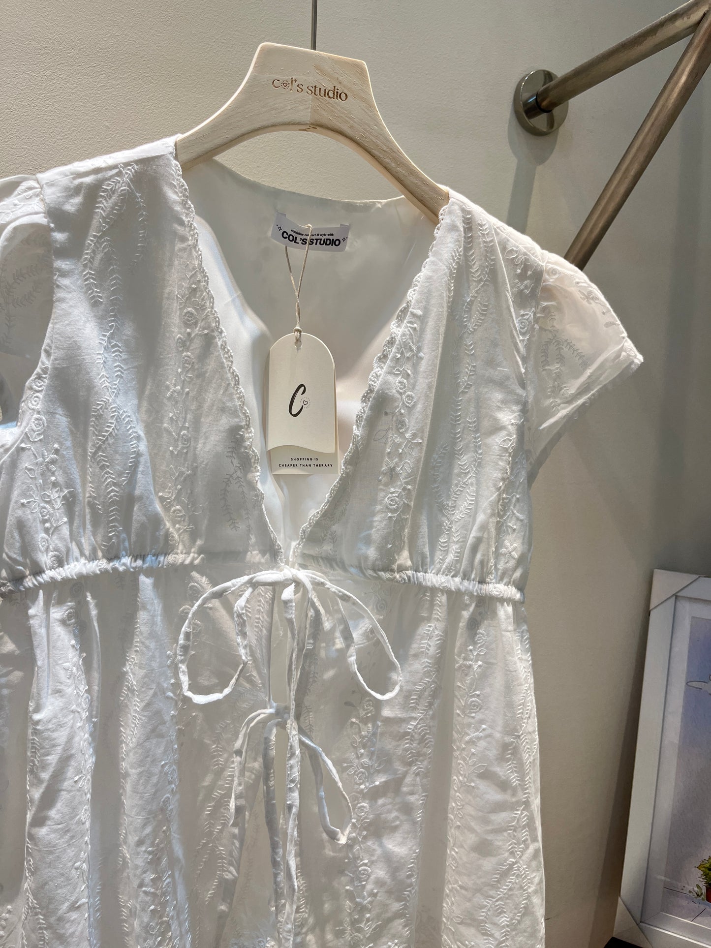 LOW CUT WHITE BLOUSE