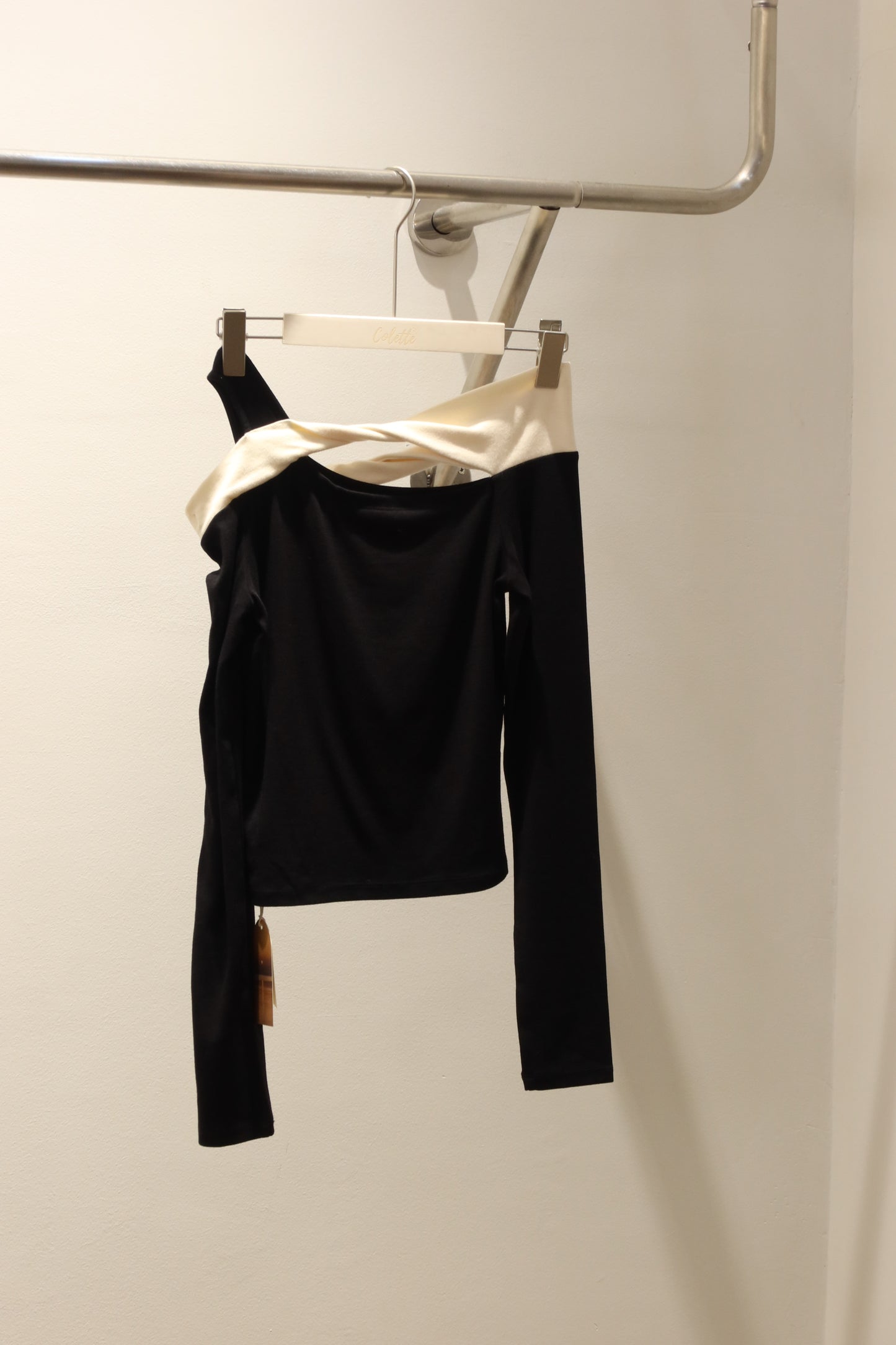 Two-toned long sleeve