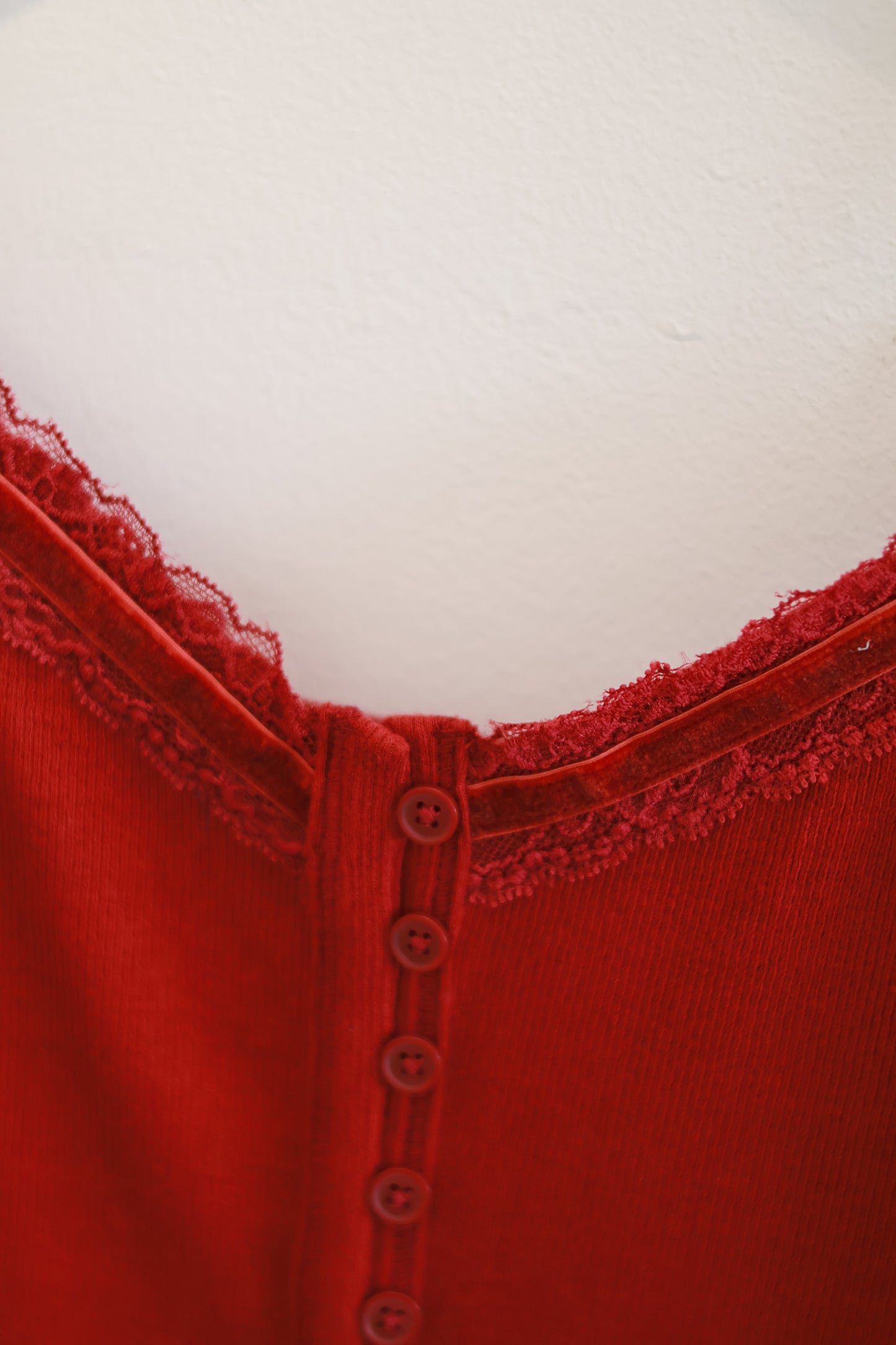 HOLLISTER Burgundy Lace Strap Tank