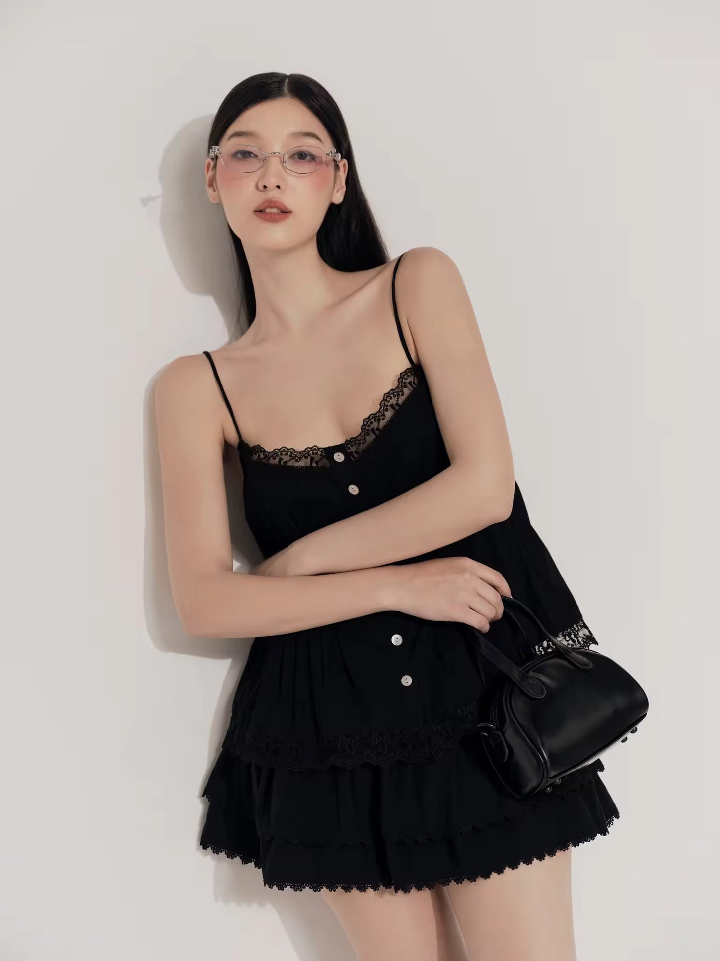 Lace buttons flowy top