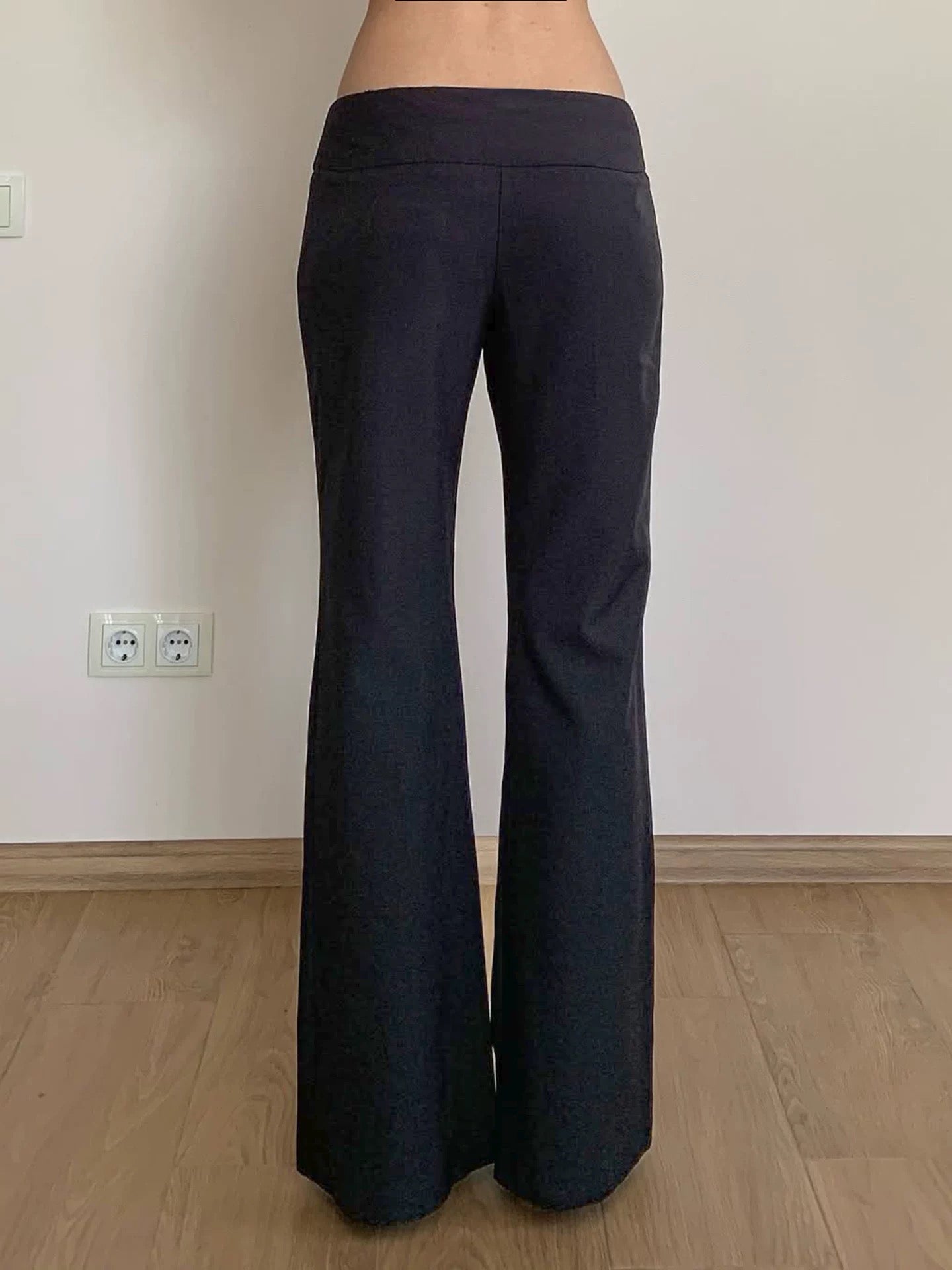 SIDE BUTTONS FLARED TROUSERS