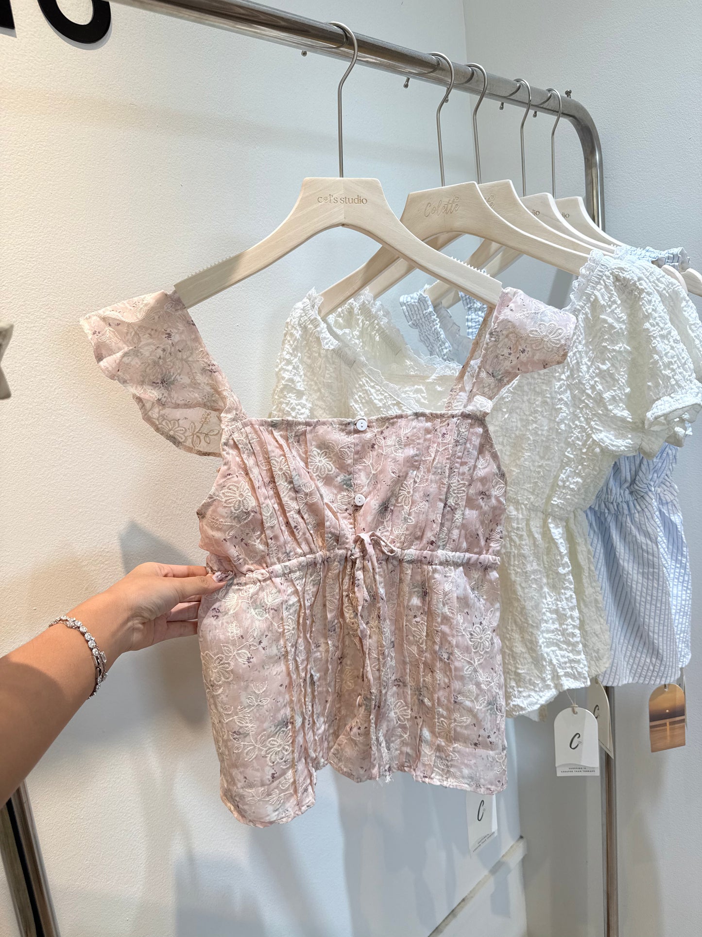 Floral prints flowy top
