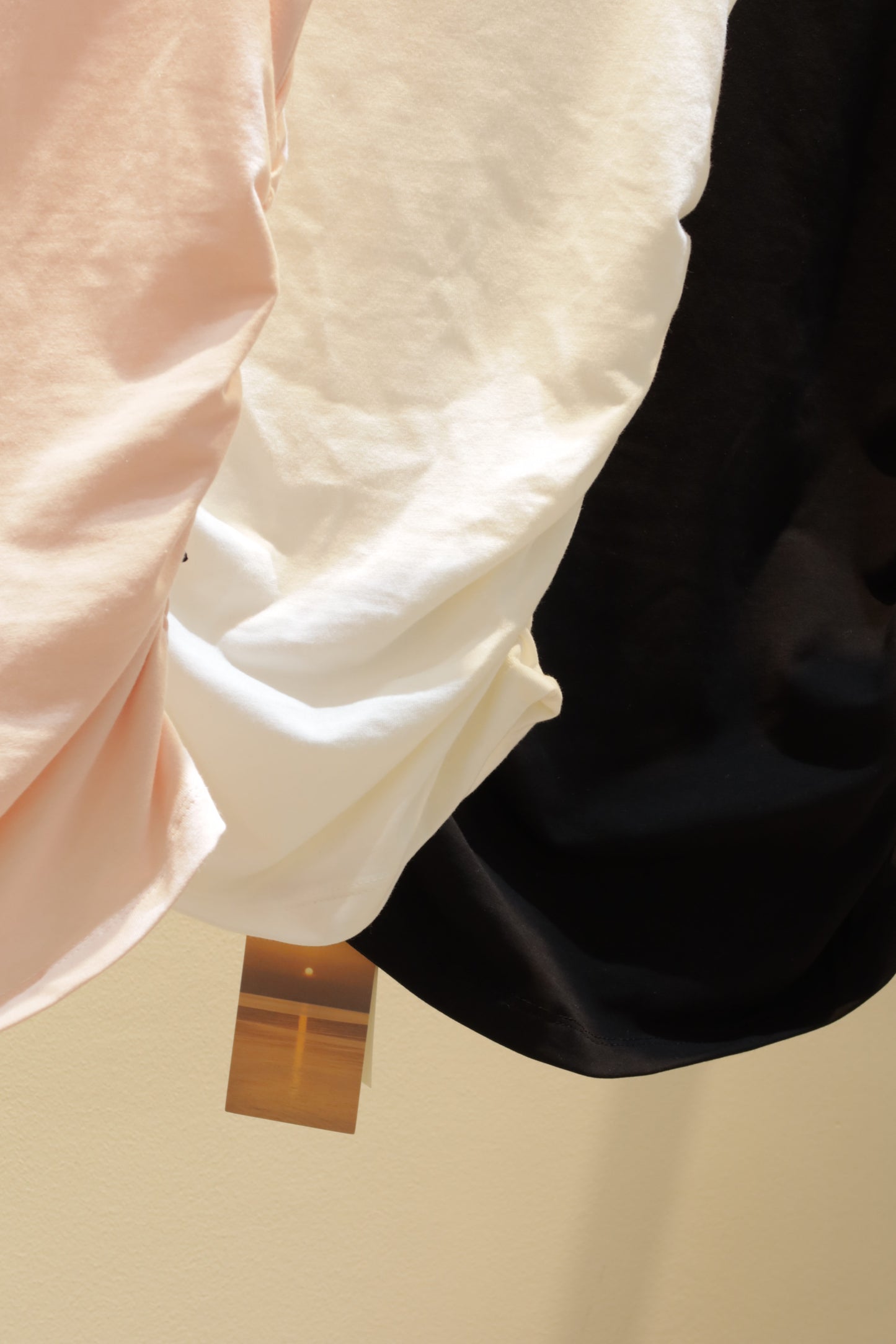 plain waist cinch off shoulder top