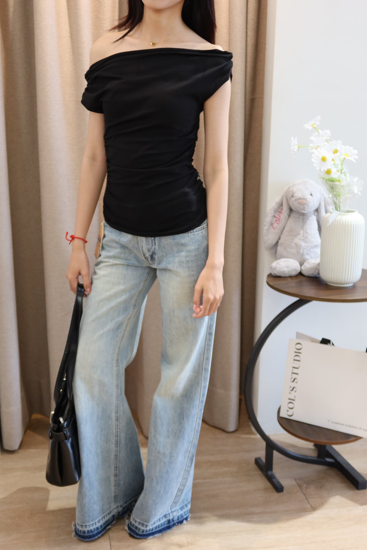 plain waist cinch off shoulder top