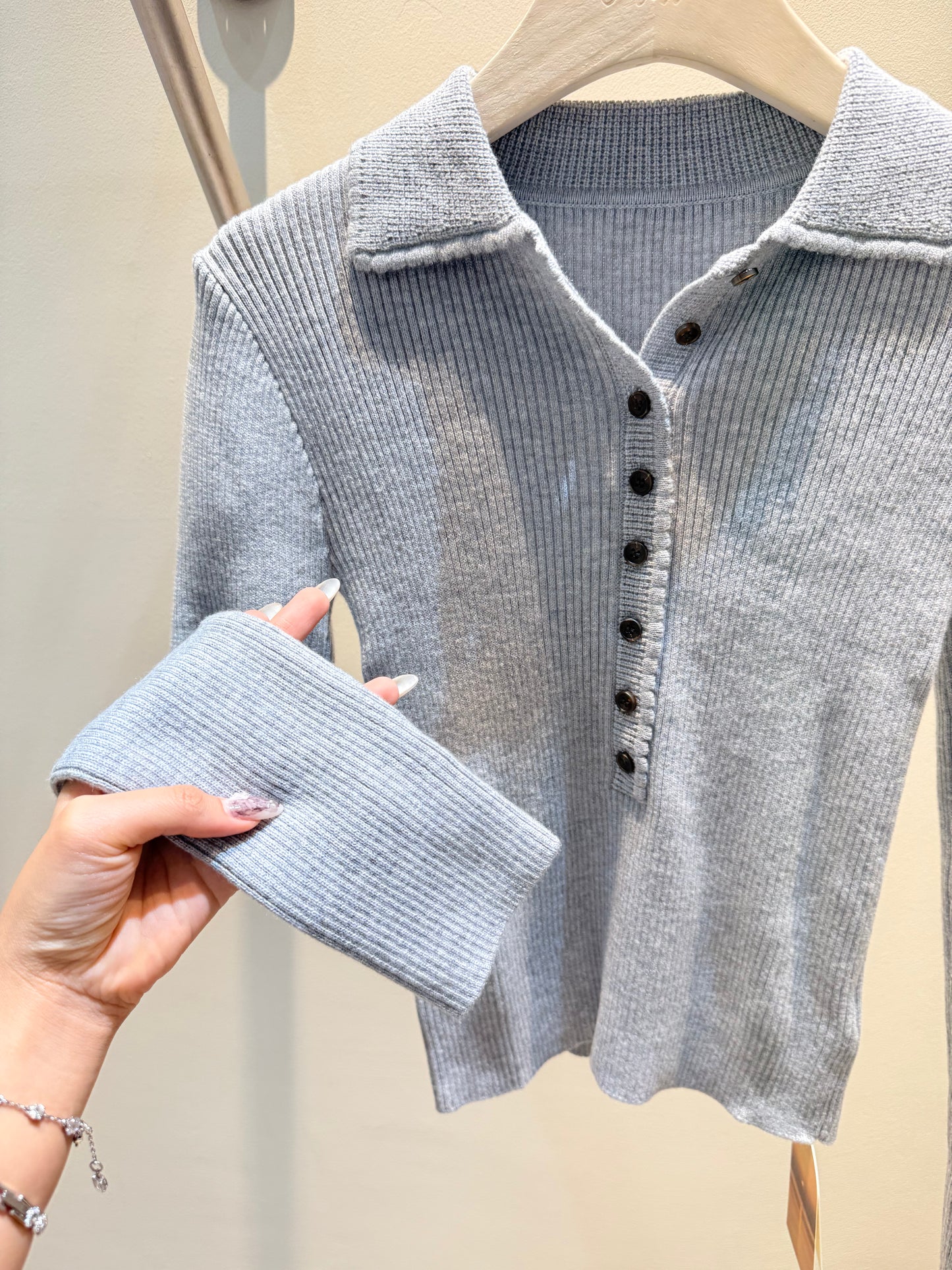 Polo knitted sweater