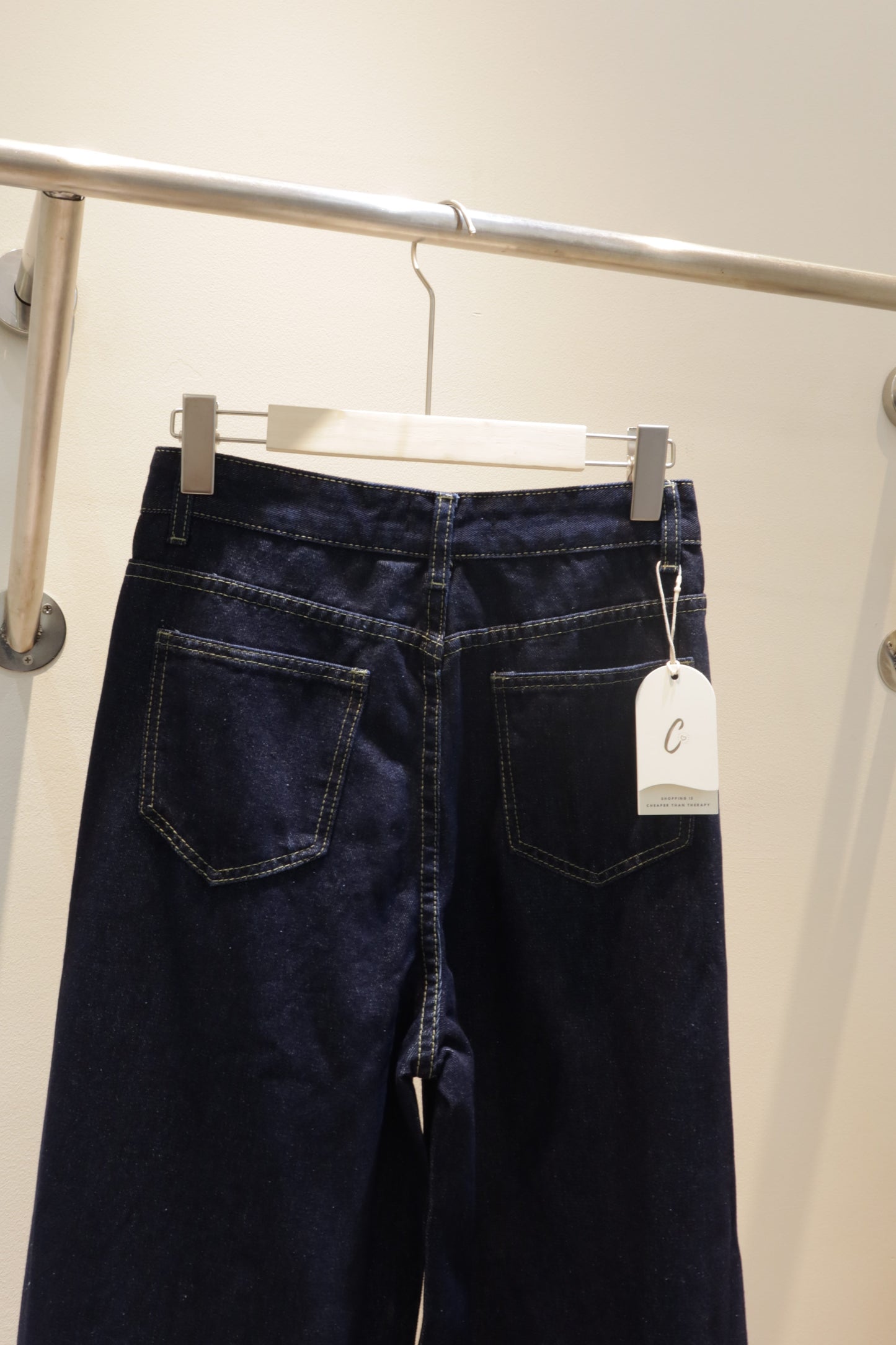 Baggy dark blue denim jeans