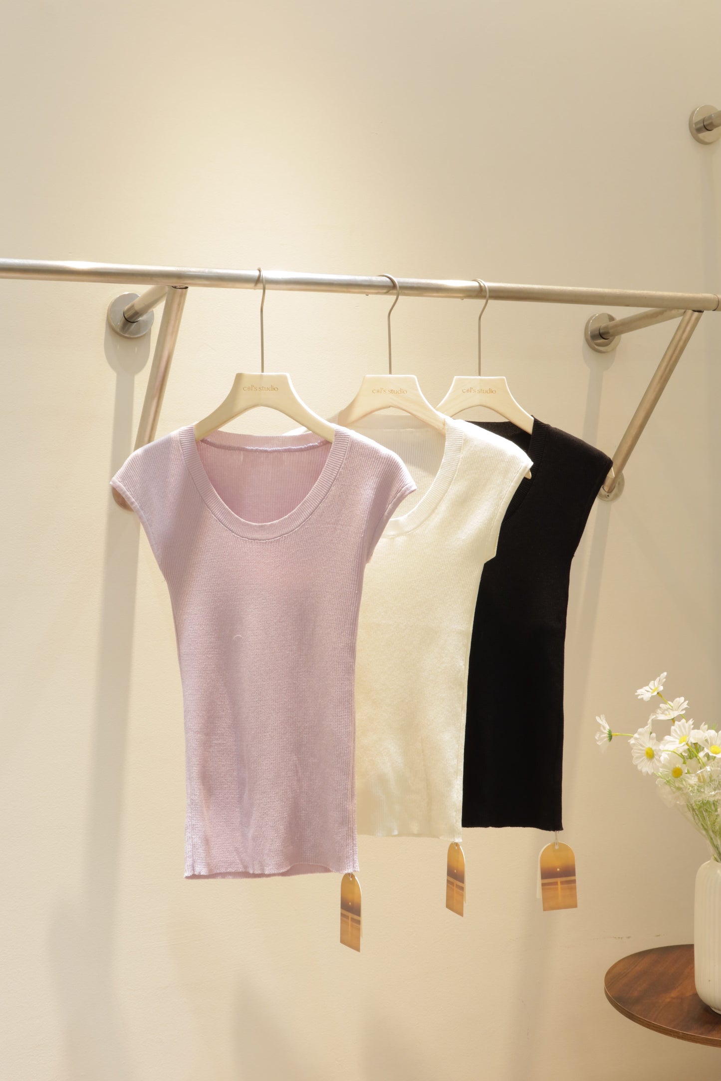 Knitted U neck top