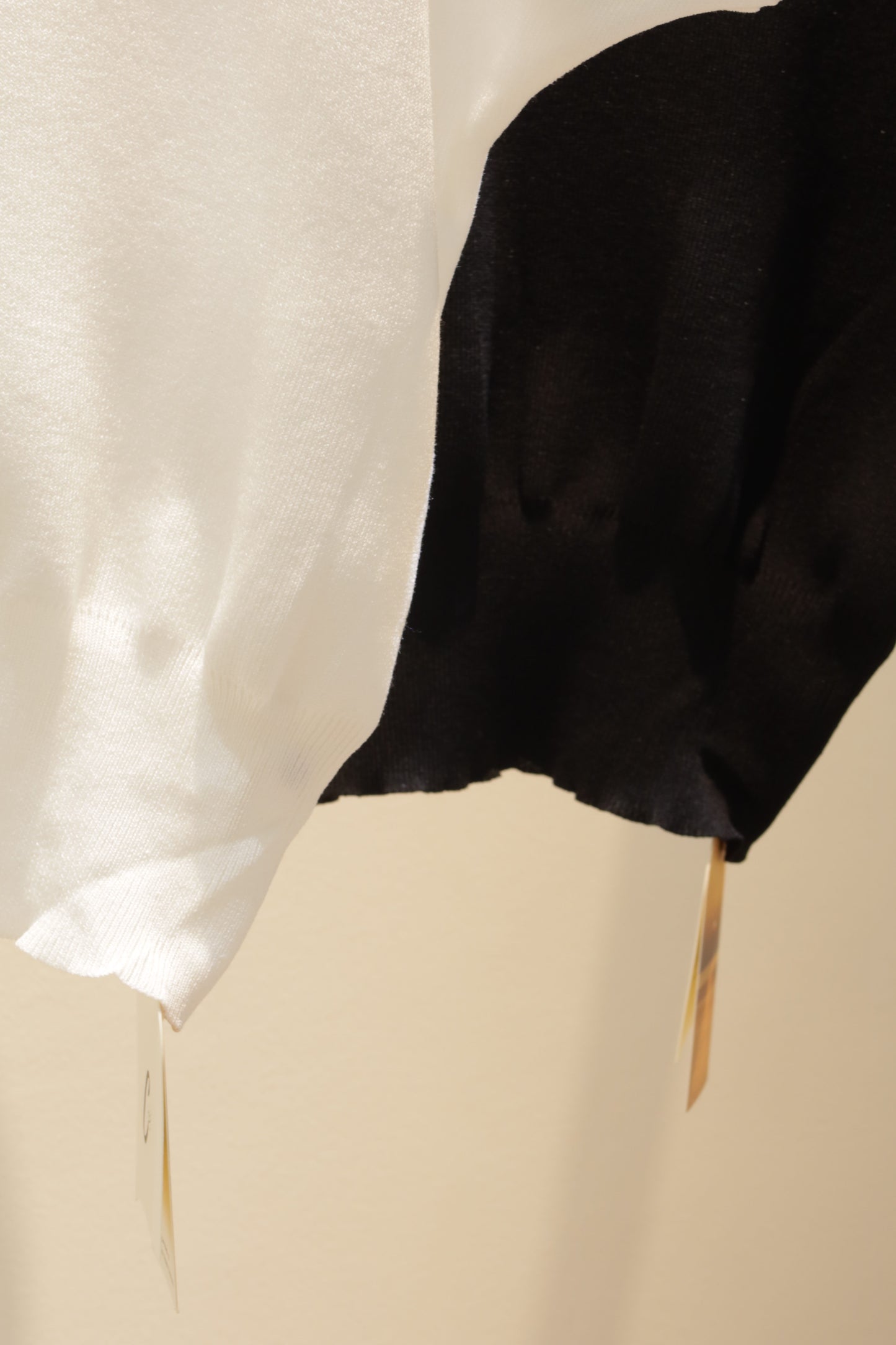 MINIMAL OFF SHOULDER