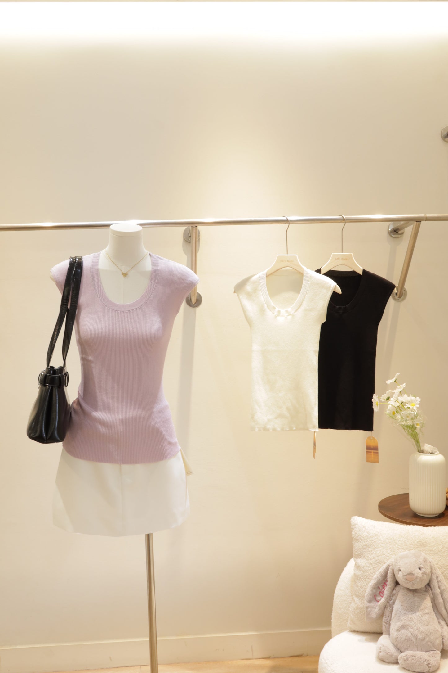 Knitted U neck top