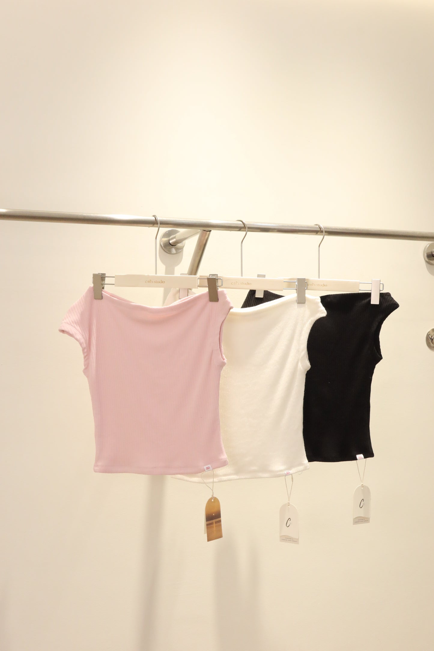 One shoulder top