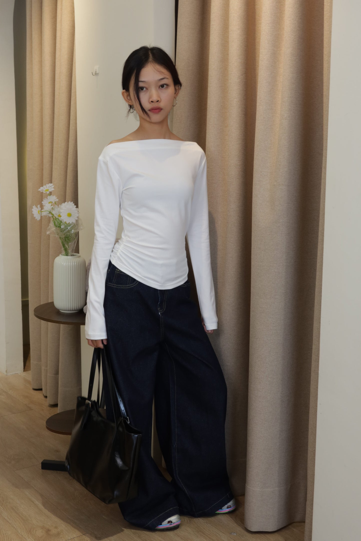 Boat neck long sleeve