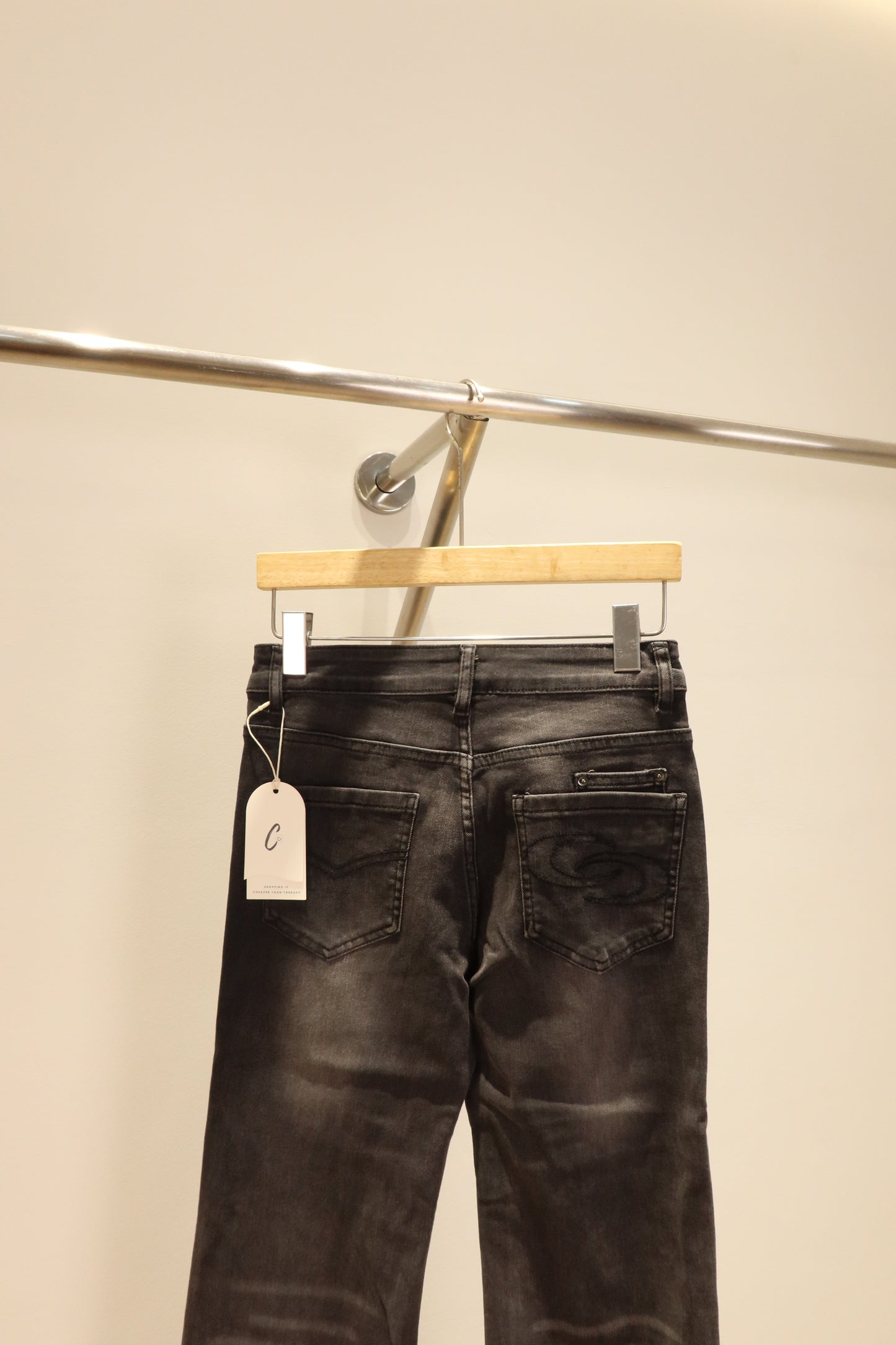 Flared low waist jeans