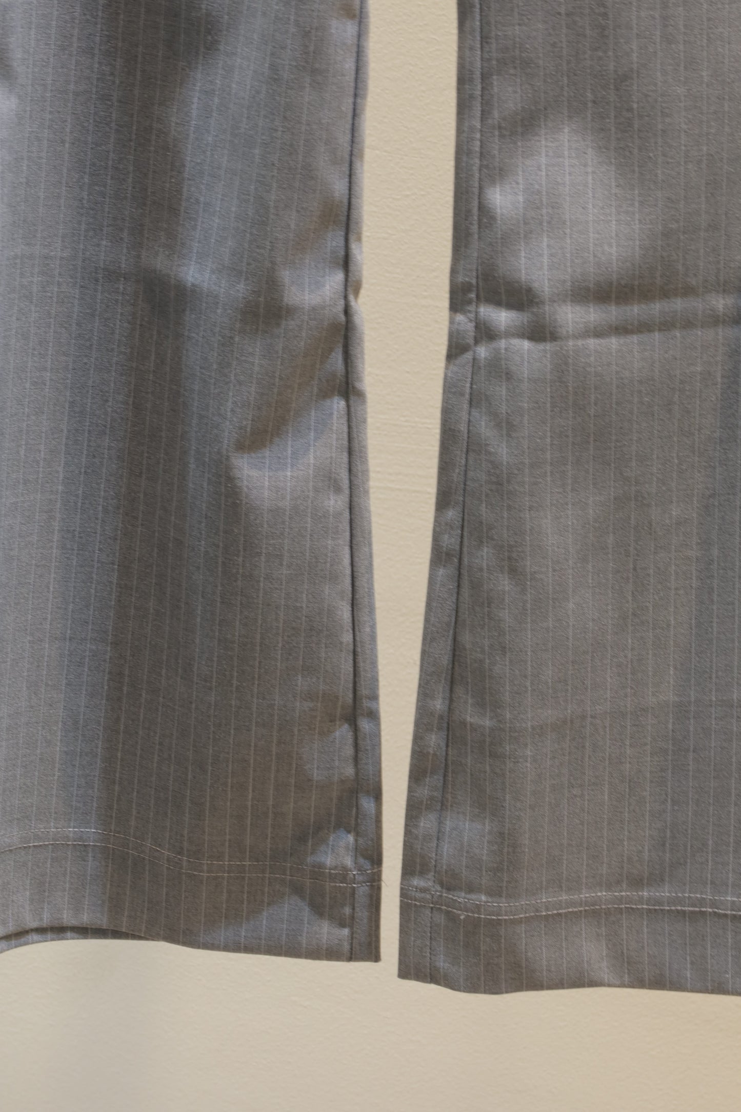 Gray stripes trouser