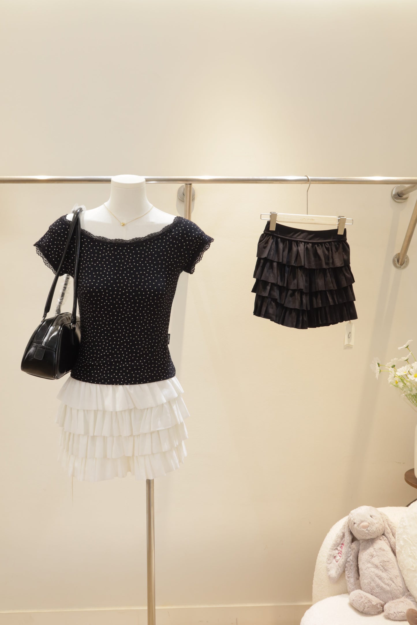 Ruffled mini skirt