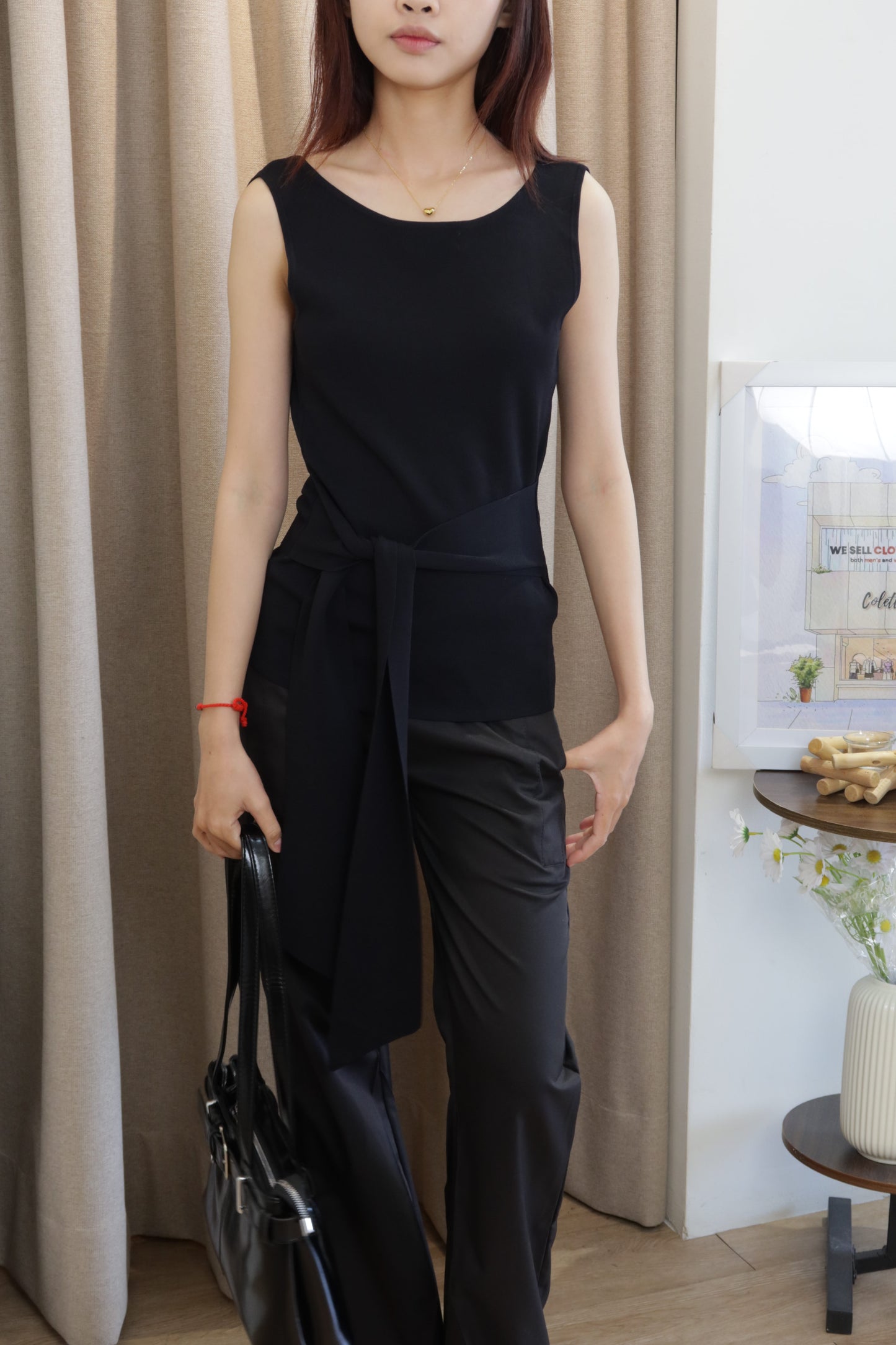 2in1 sleeveless top