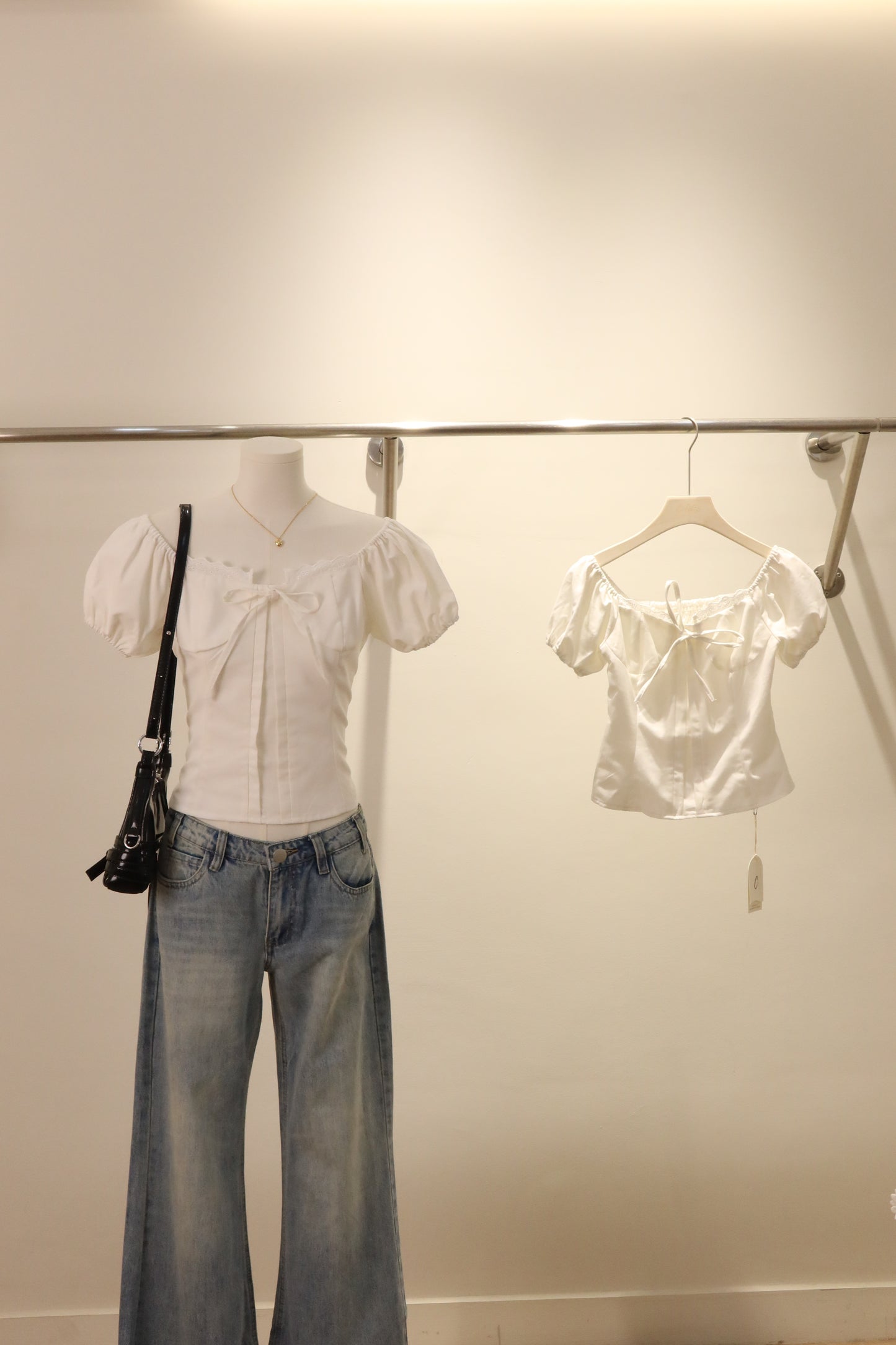 Linen designed tied top