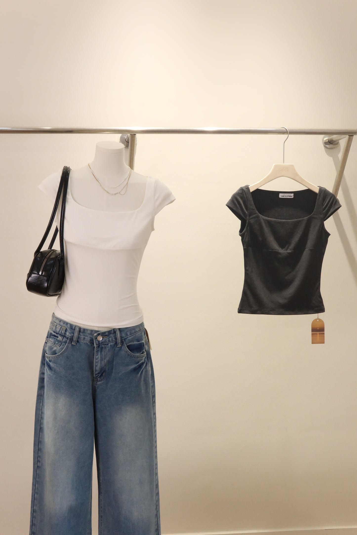 ELEGANCES square neck top