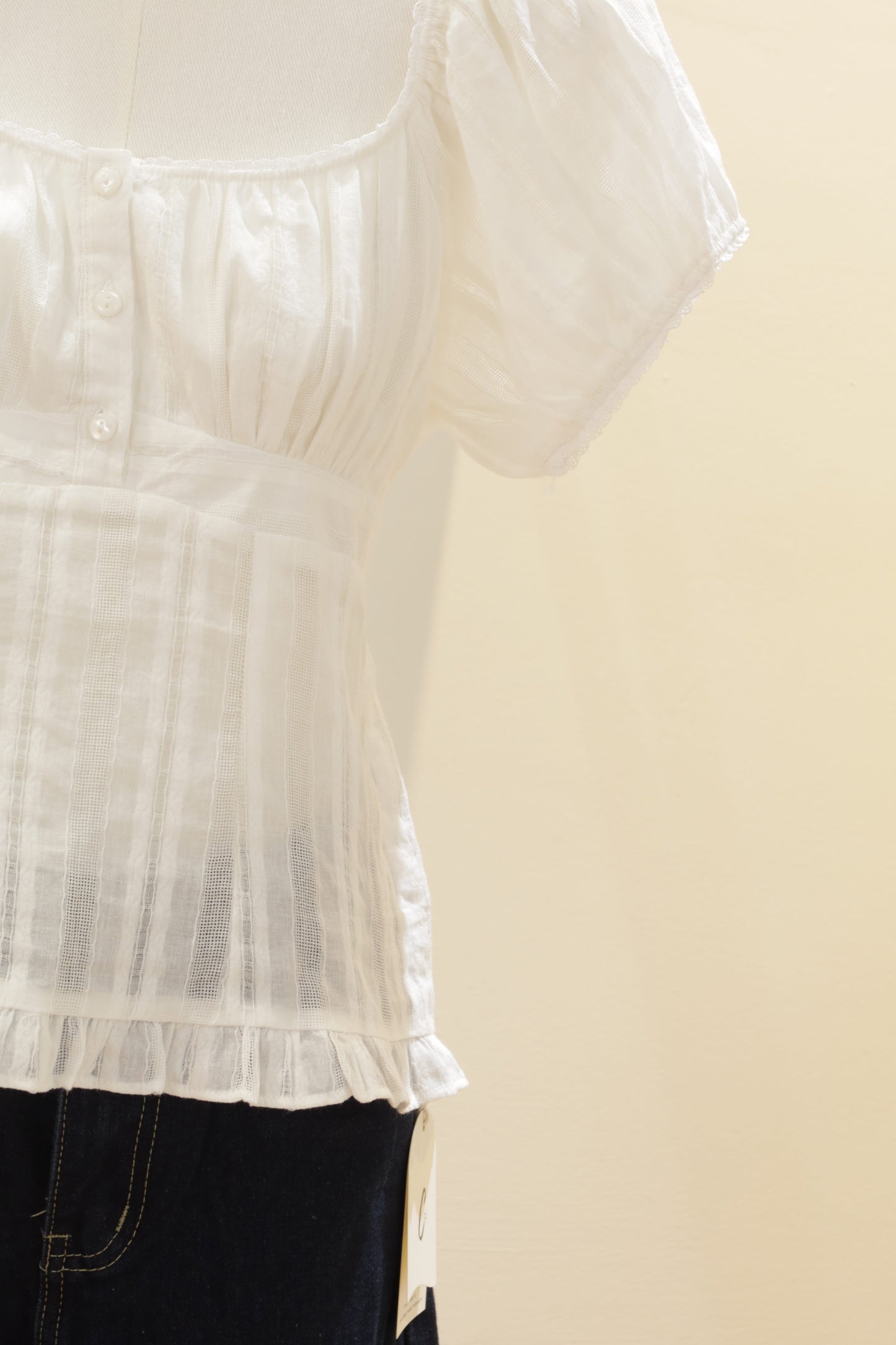 Puffy sleeves flowy top