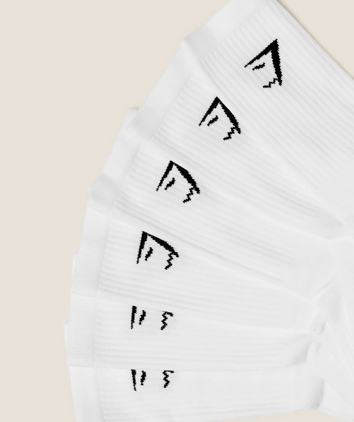 Gymshark Crew Socks 6pk — GS White M