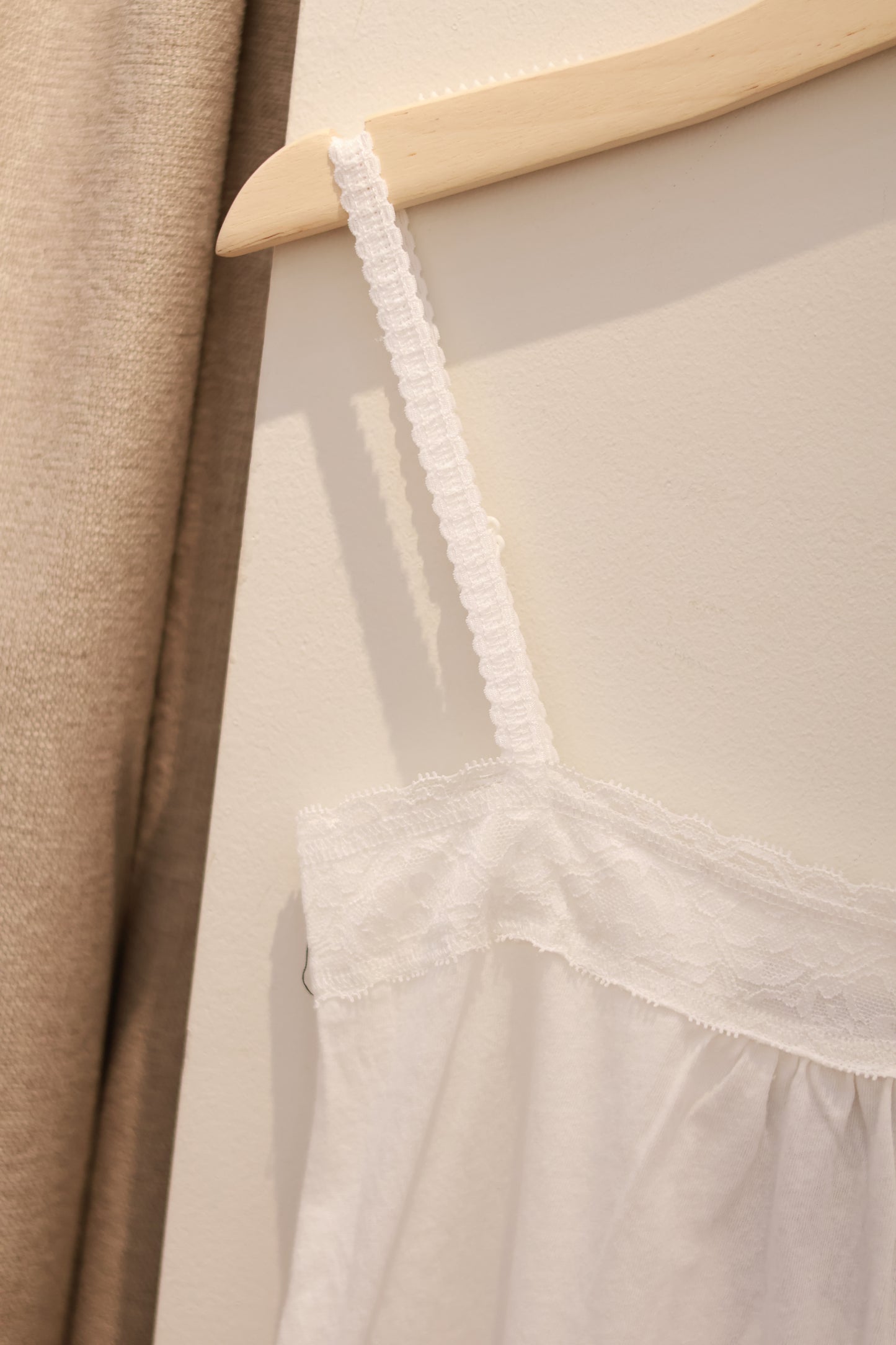 BRANDY Arabella Tank - White