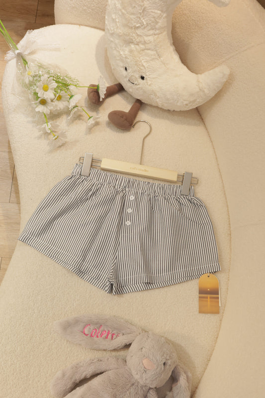 BLACK STRIPES SUMMER SHORTS