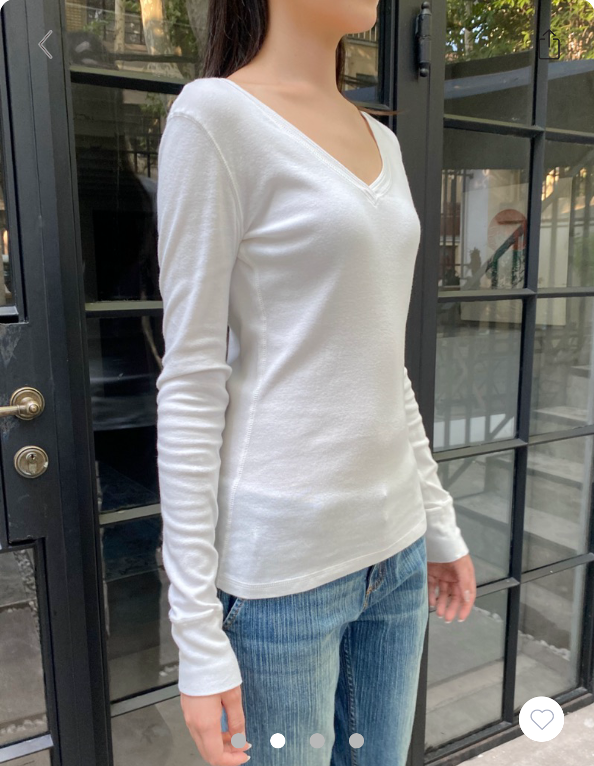 BRANDY MELVILLE Tania V-Neck Top  -WHITE