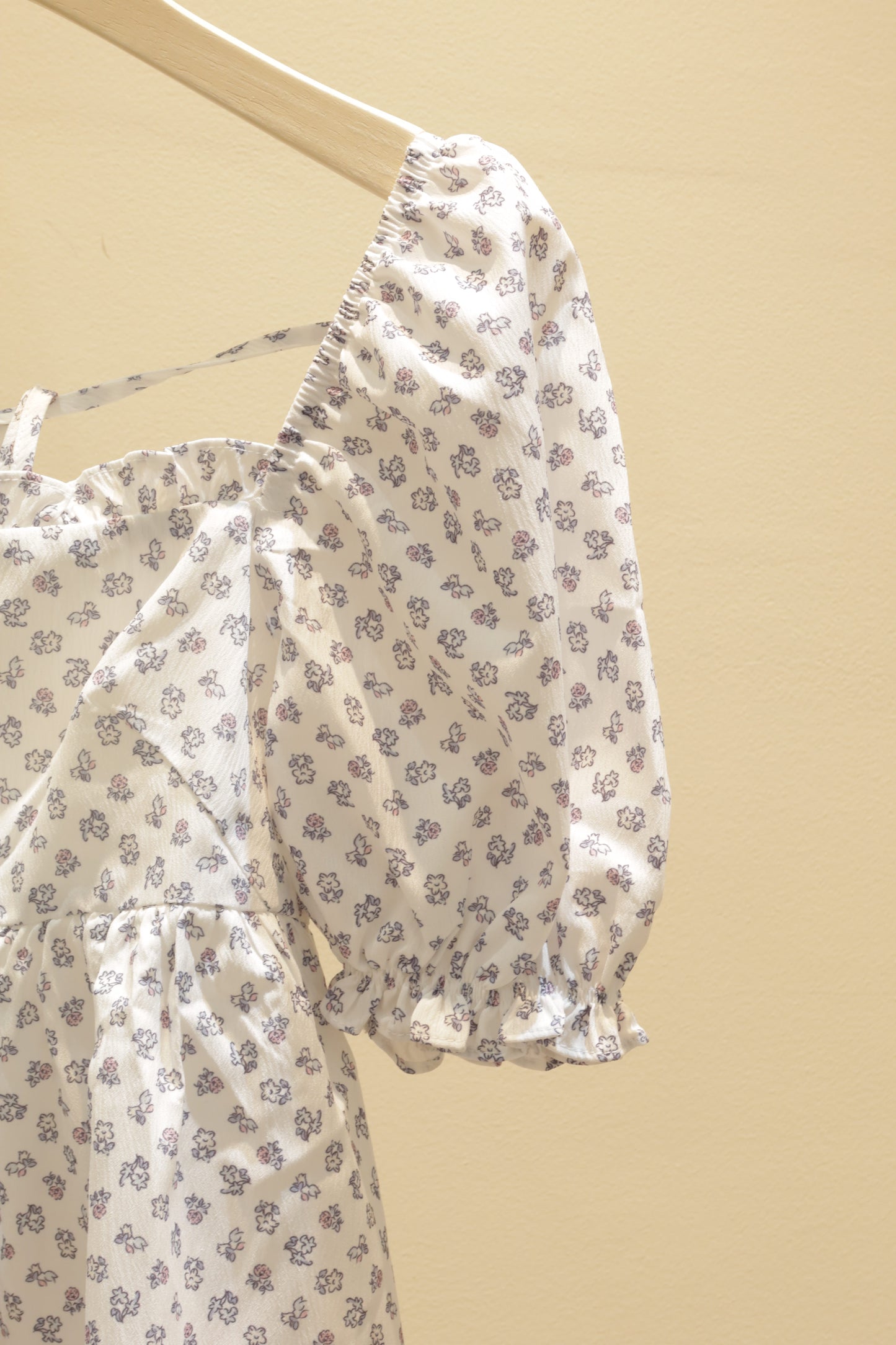 Floral puffy babydoll top