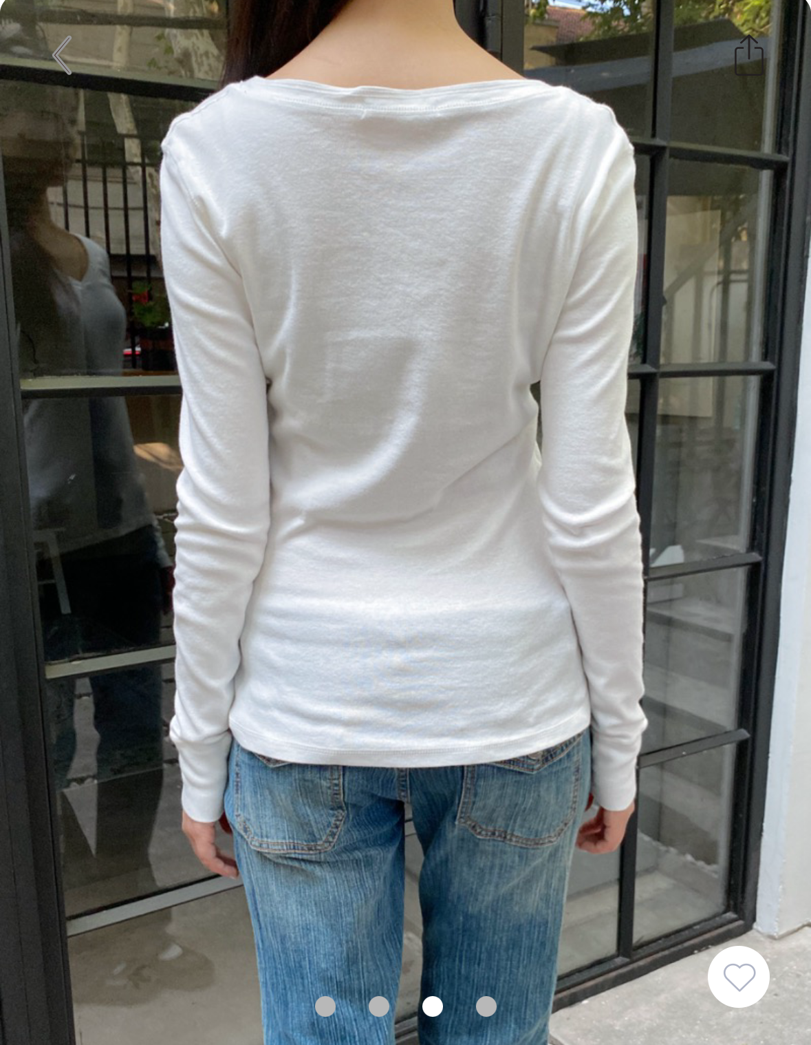 BRANDY MELVILLE Tania V-Neck Top  -WHITE