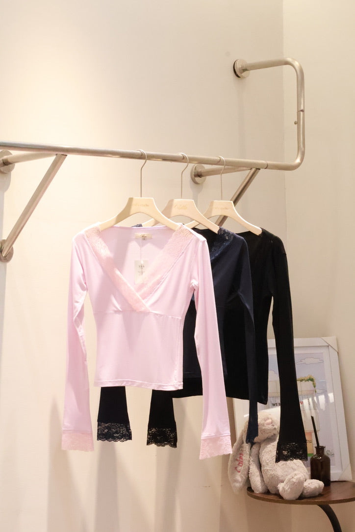 STUDIO RUE SOFT LACE TOP