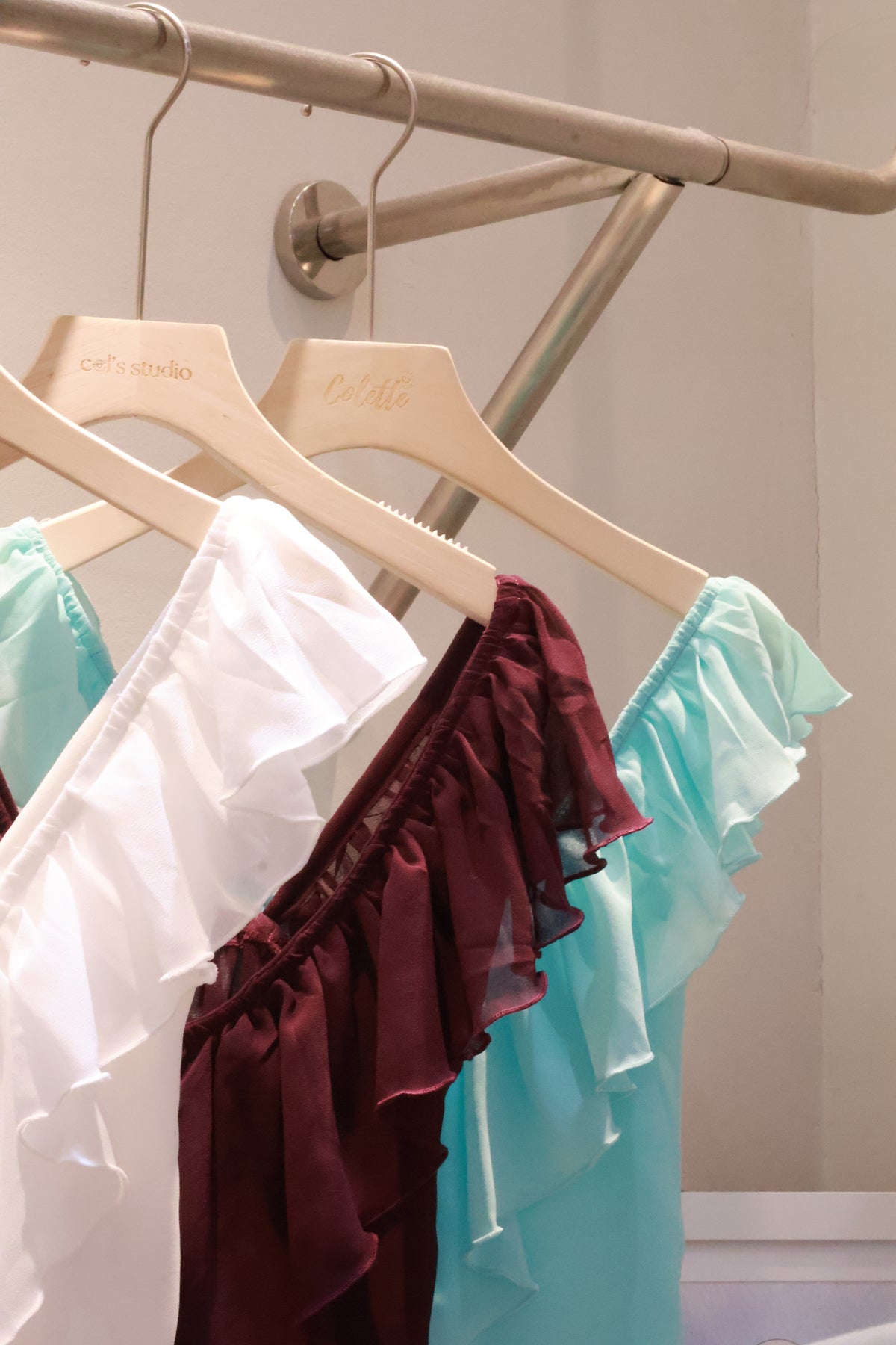 STUDIO RUE FRILL TOP