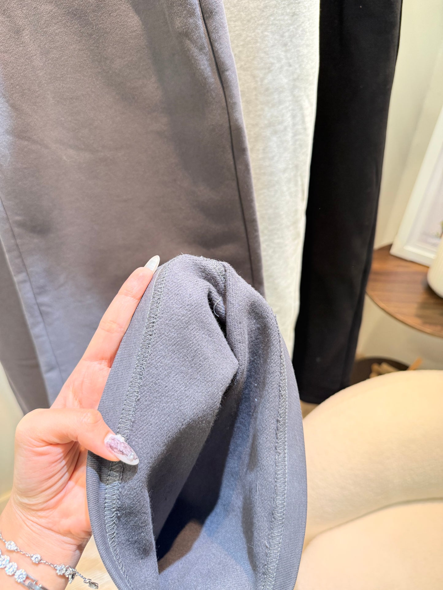 BEST SELLING BAGGY SWEATPANTS