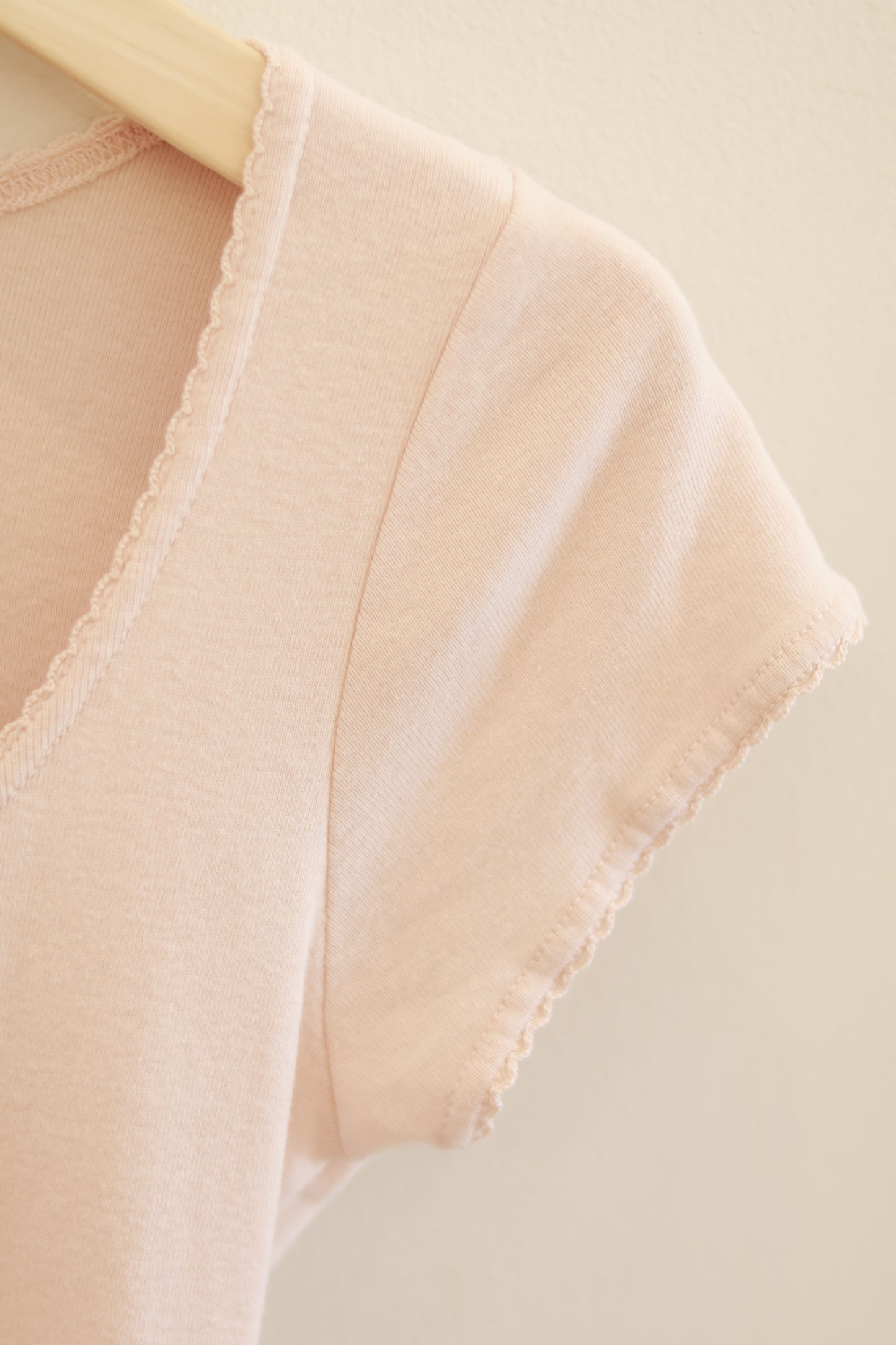 BRANDY Lesley Scalloped Trip Top - Light Pink