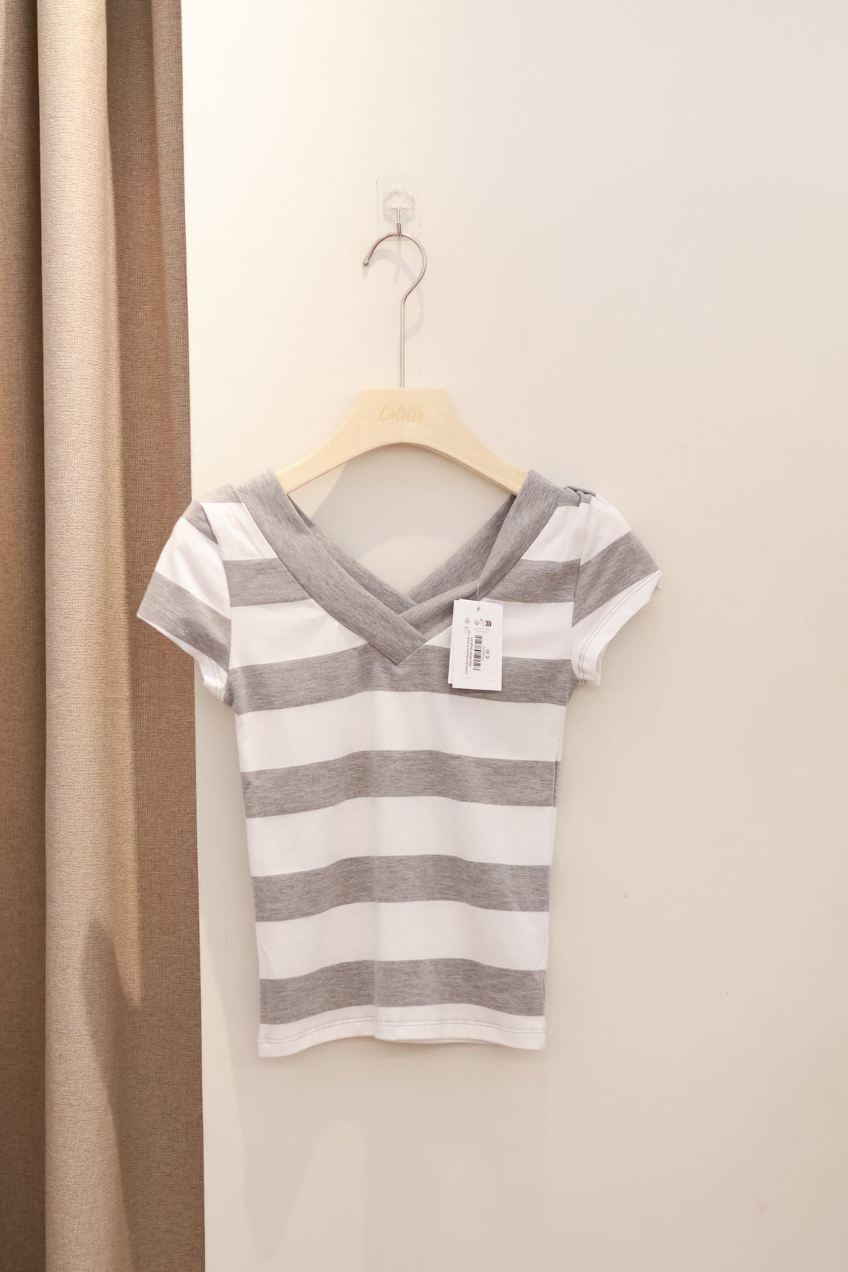 SUBDUED Striped V-Neck Tee - Grey/White Stripe