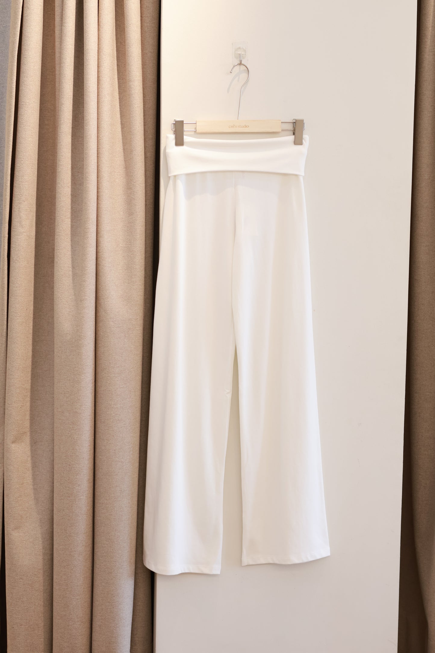 AUD White Foldover Pants