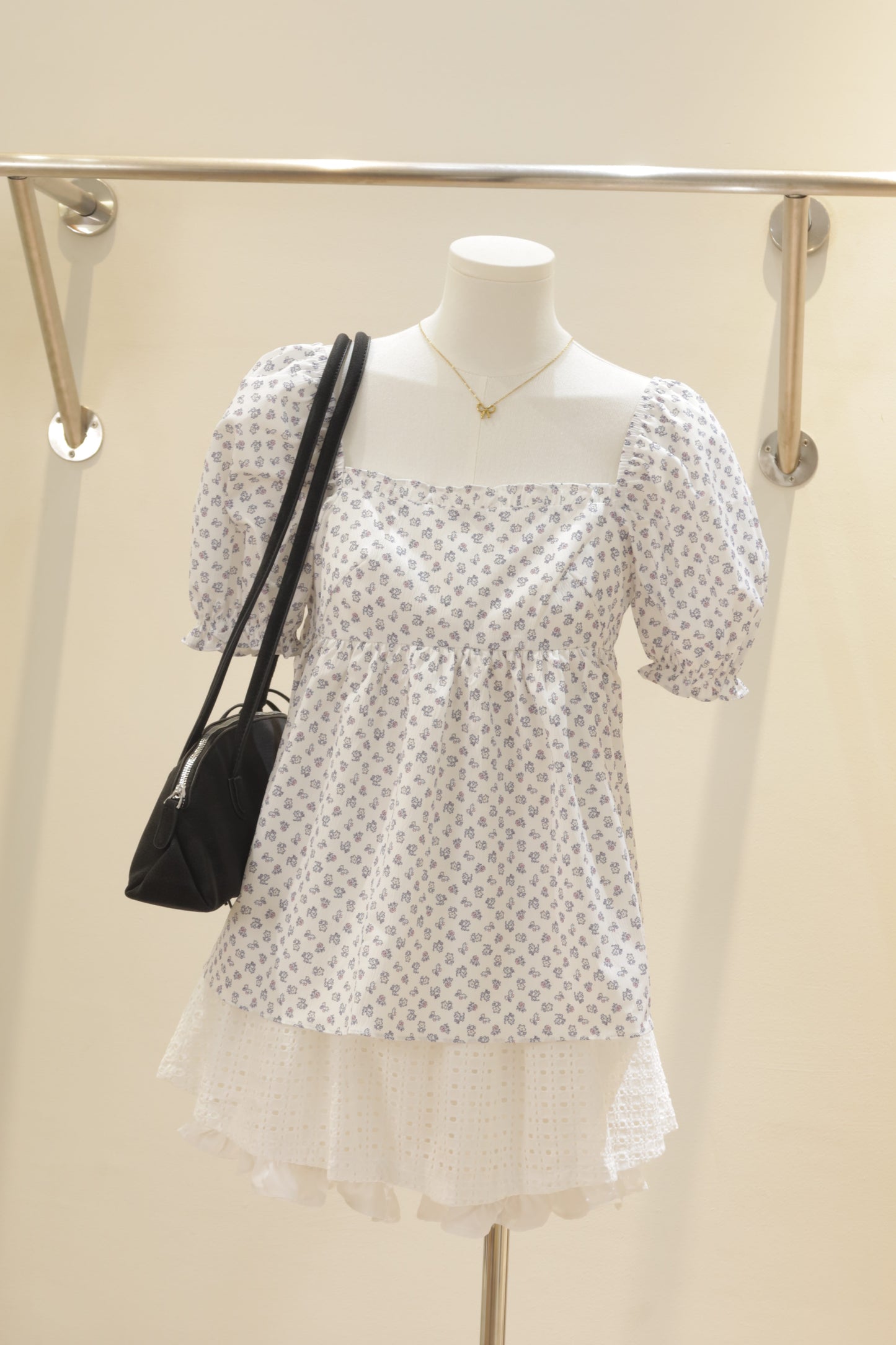 Floral puffy babydoll top